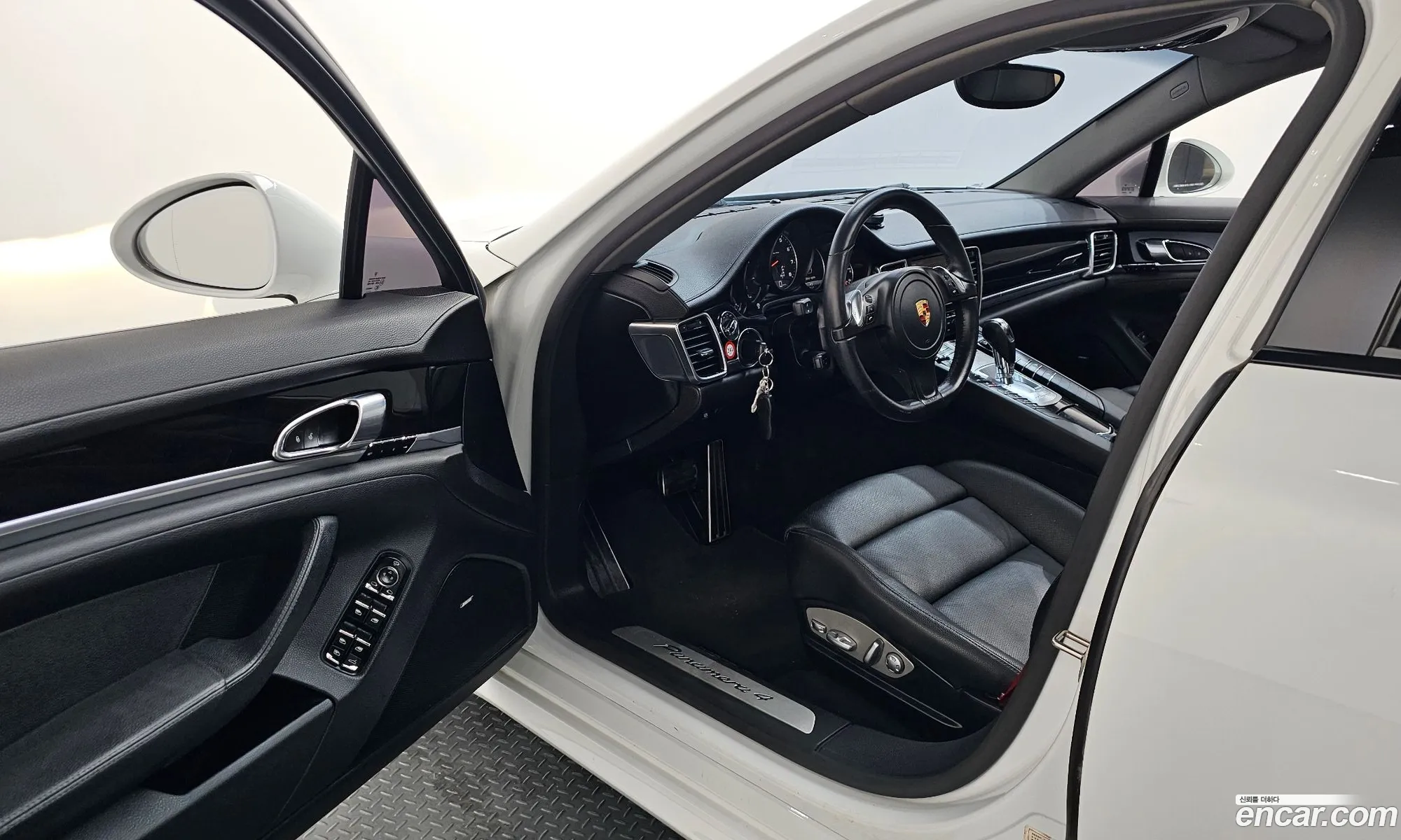 Porsche Panamera 2015 — 16
