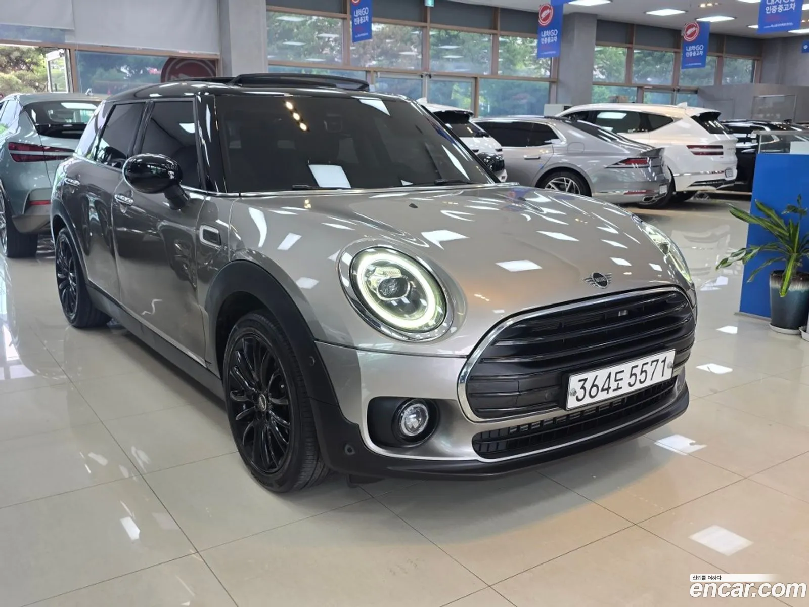 Mini Cooper Clubman 2020 — 17