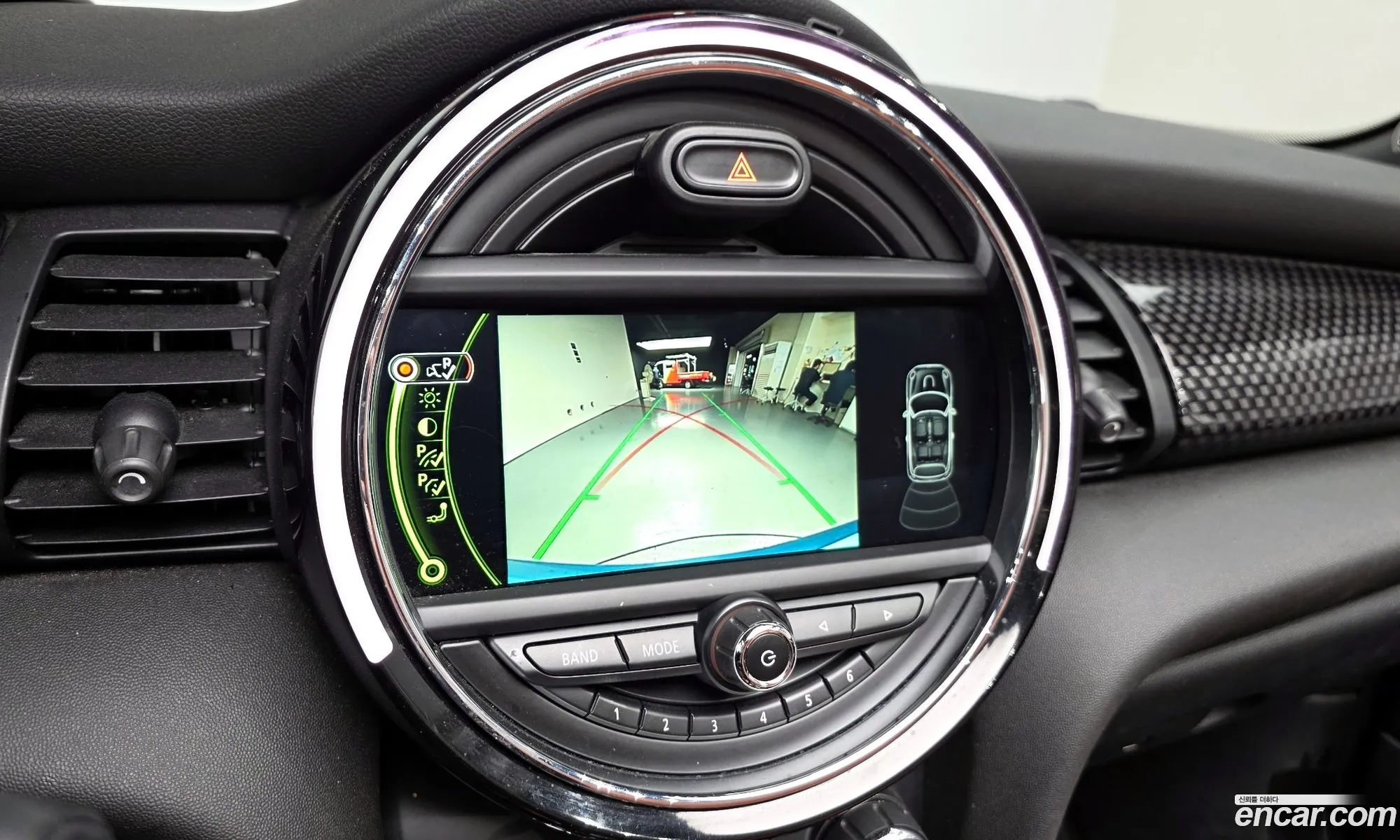 Mini Cooper S Convertible 2016 WMWWG9103G3A89032 — 16