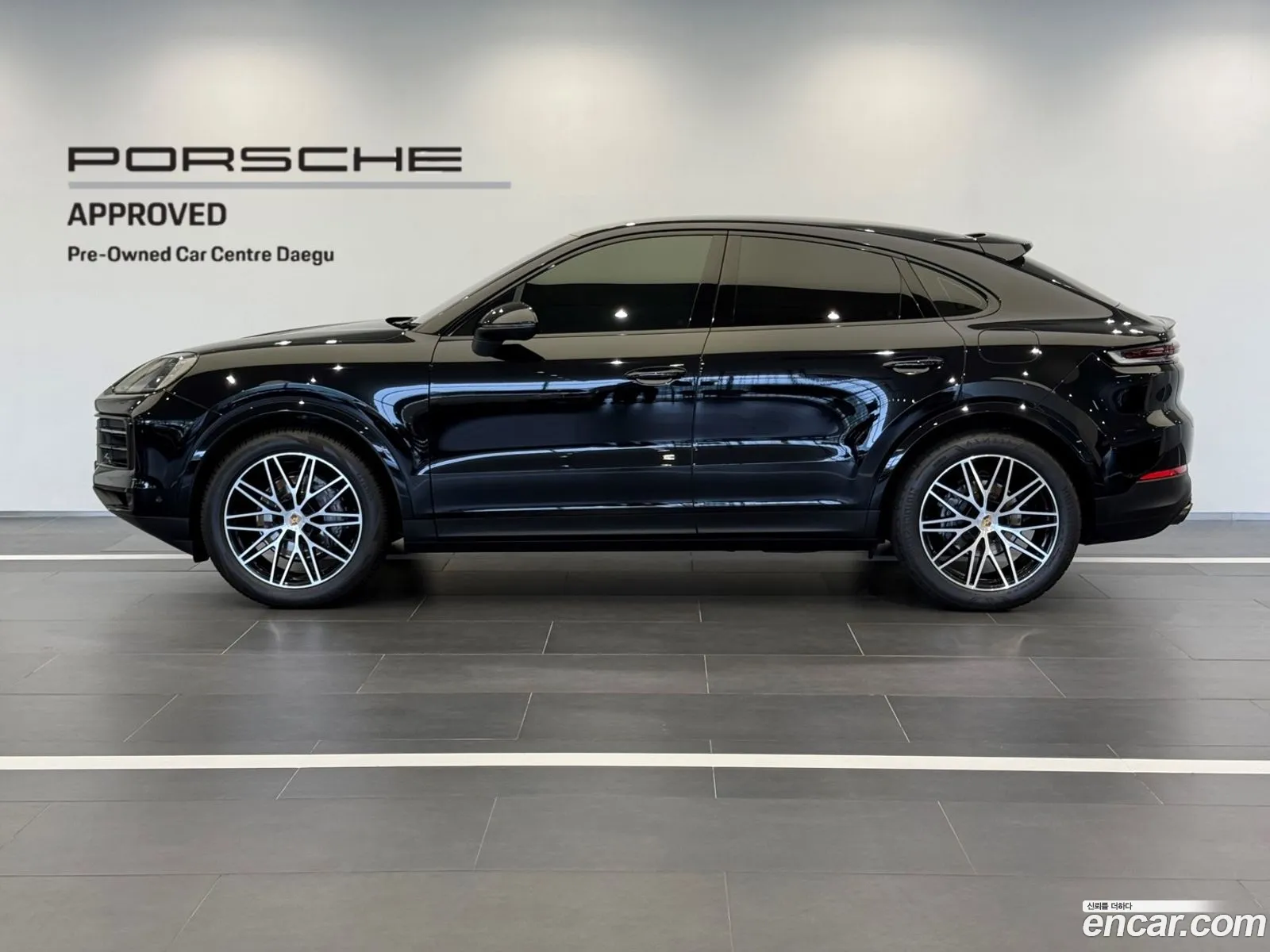 Porsche Cayenne 2023 — 3