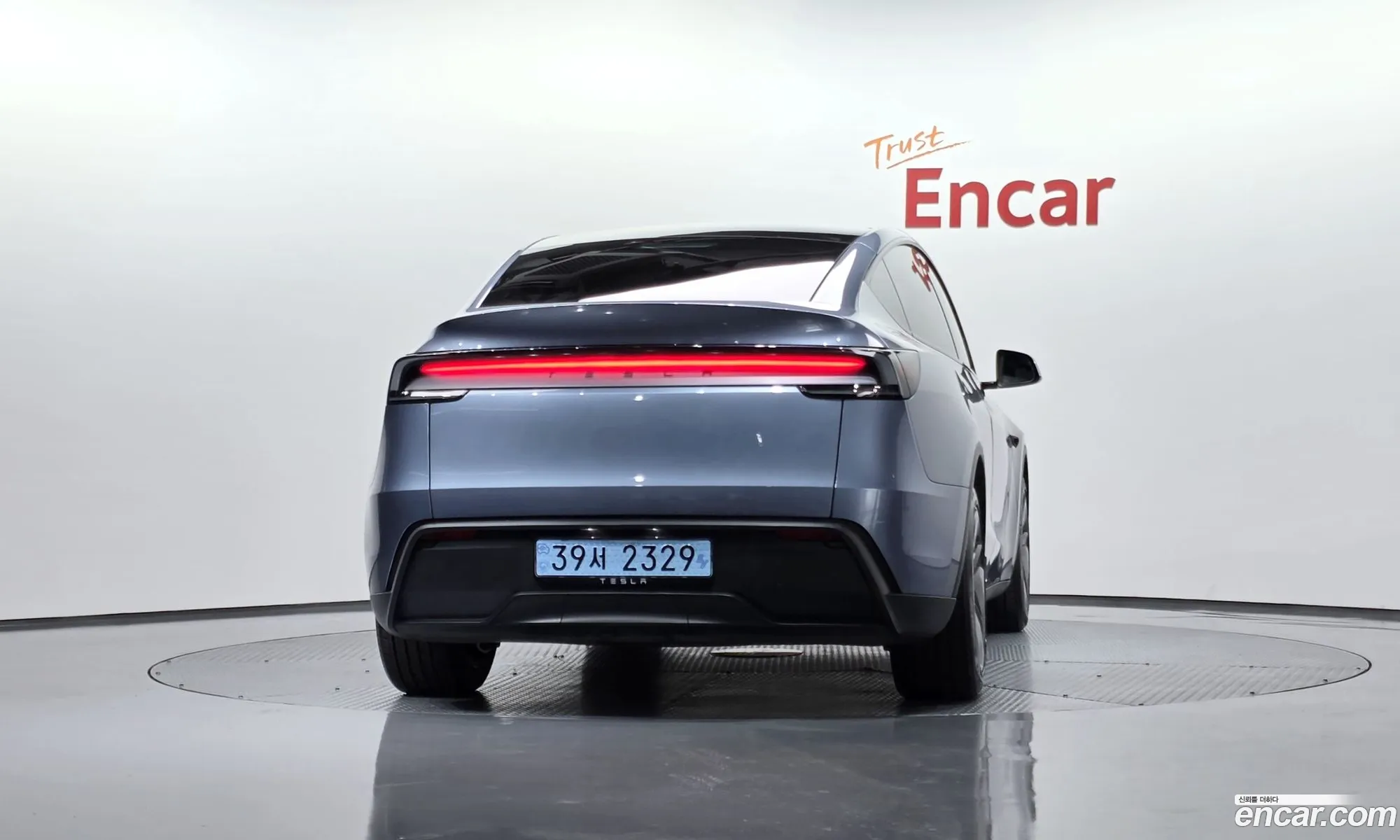 Tesla Model Y 2025 LRWYGCFJ0SC987715 — 21