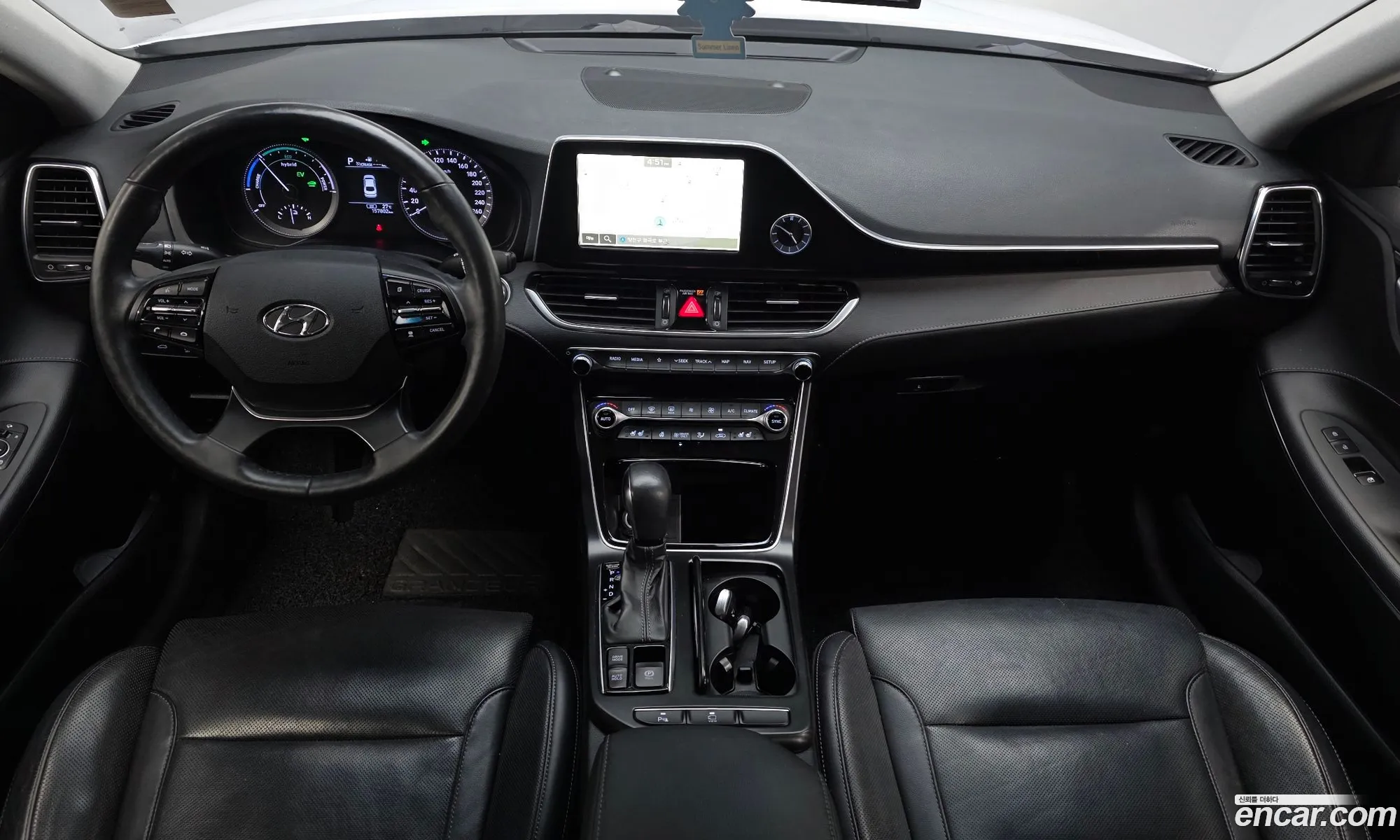 Hyundai Grandeur IG Hybrid 2017 — 2