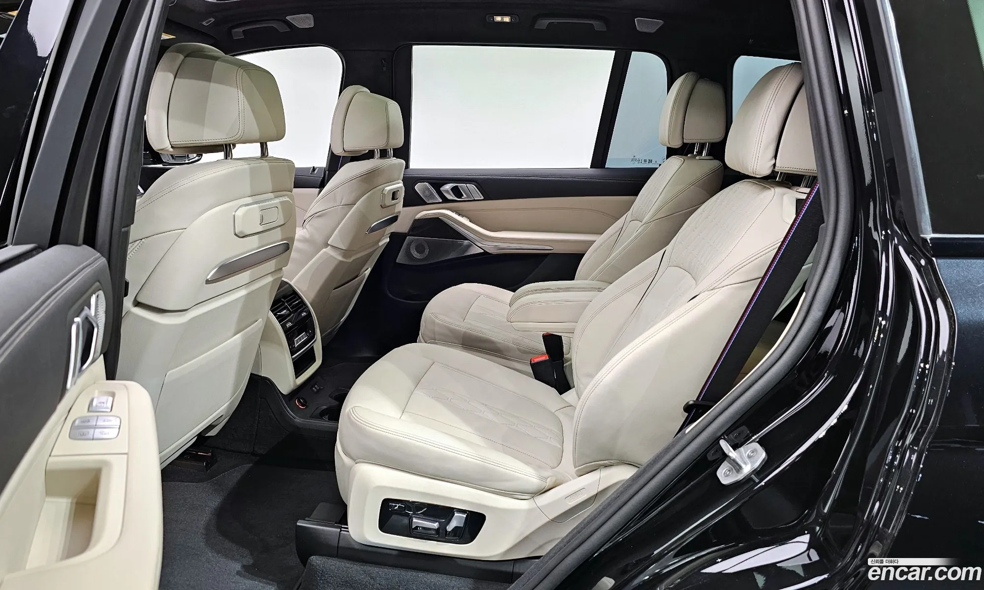 BMW X7 2025 WBA31EM03S9Z01568 — 3