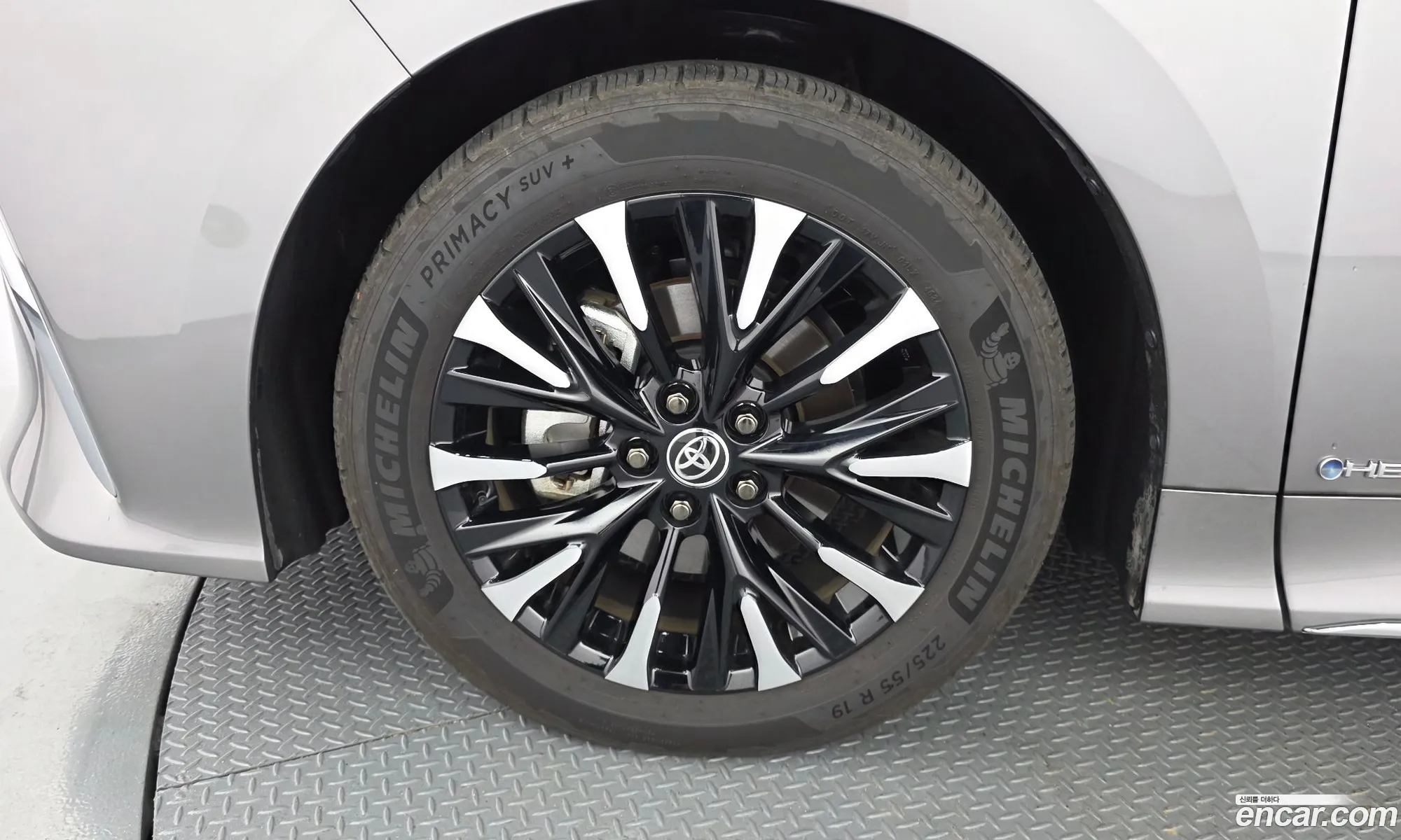 Toyota Alphard 2025 — 6