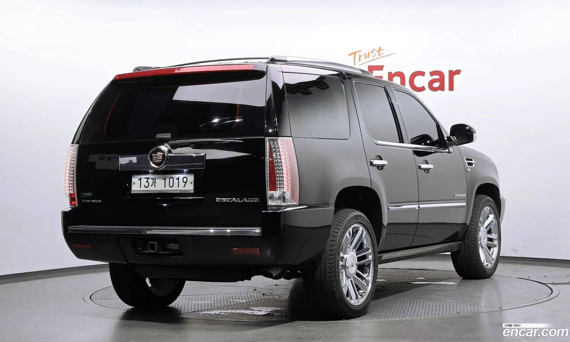 Cadillac Escalade 2011 — 14