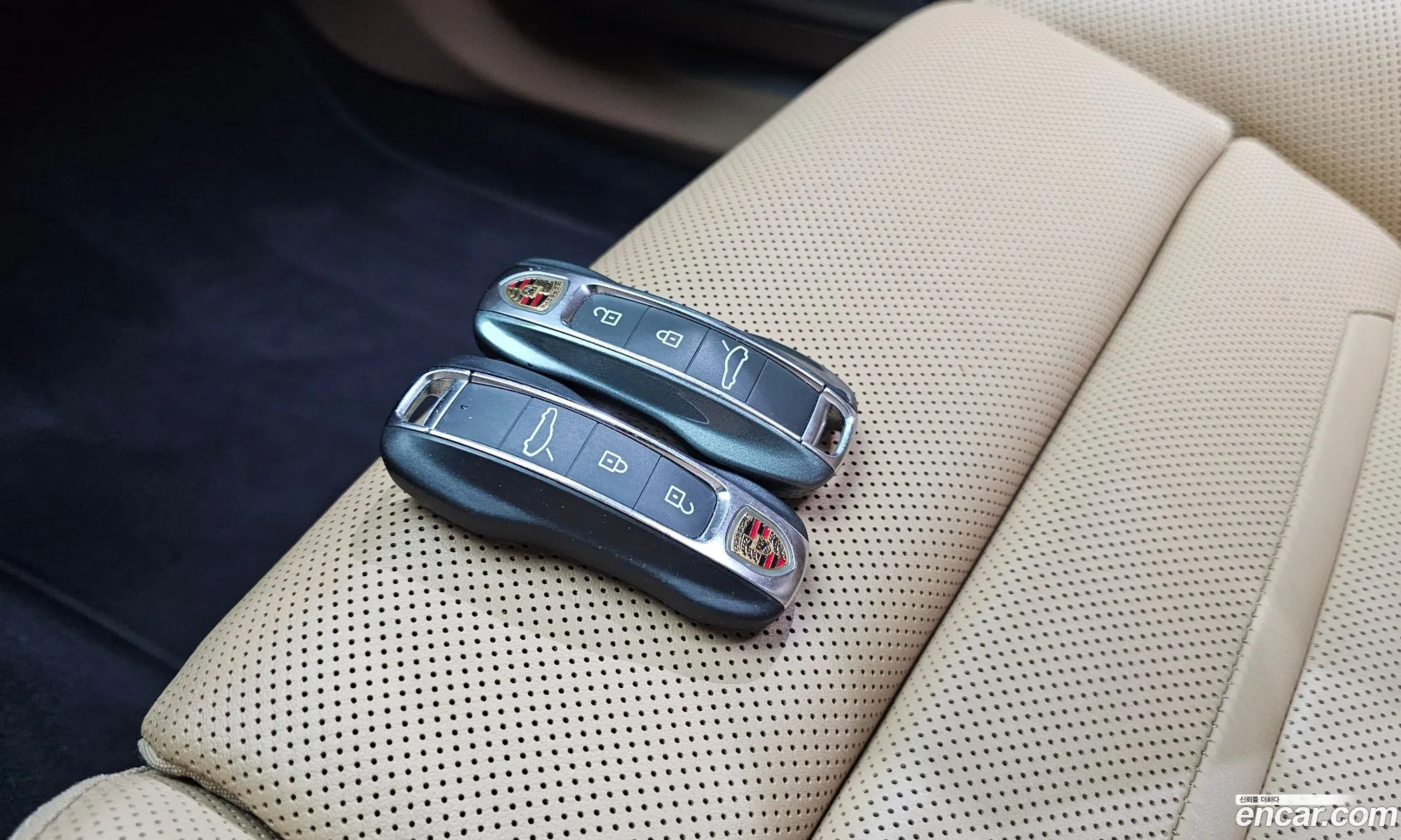 Porsche Panamera 2021 WP0AJ2979ML112006 — 18