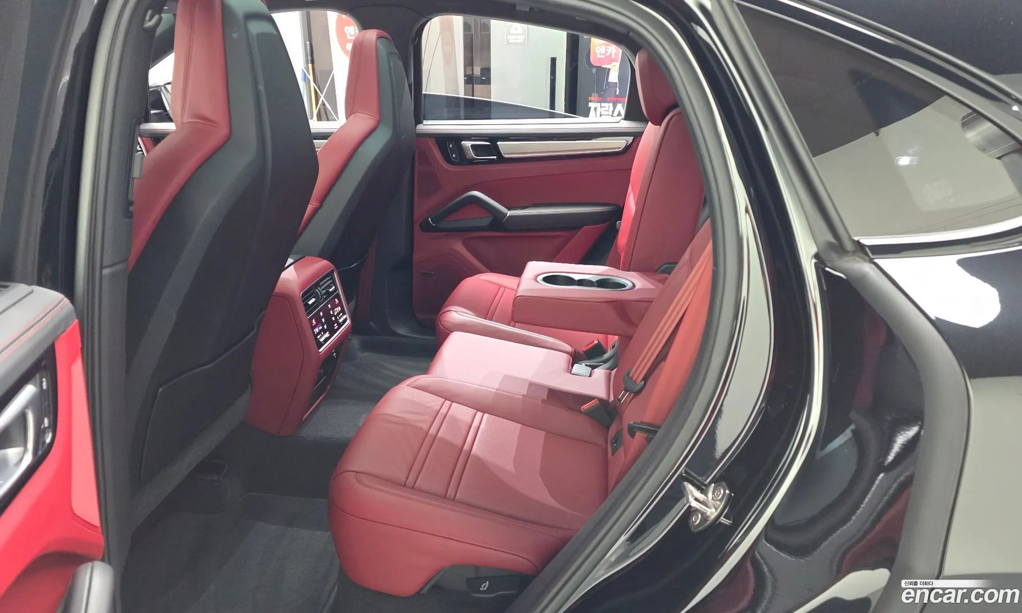 Porsche Cayenne 2023 WP1BE29Y8PDA41217 — 17
