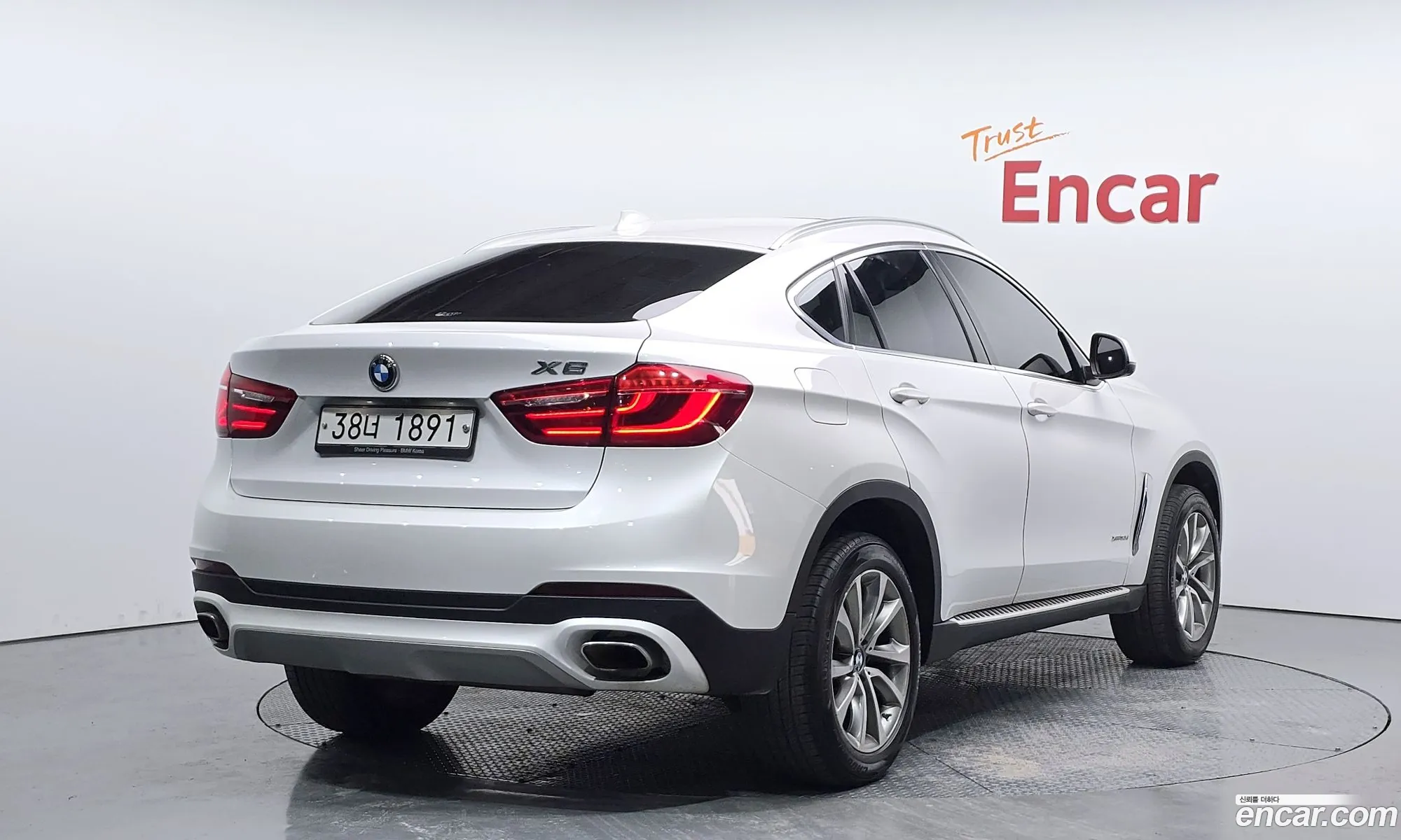 BMW X6 2018 WBAKV2102J0Z81449 — 18