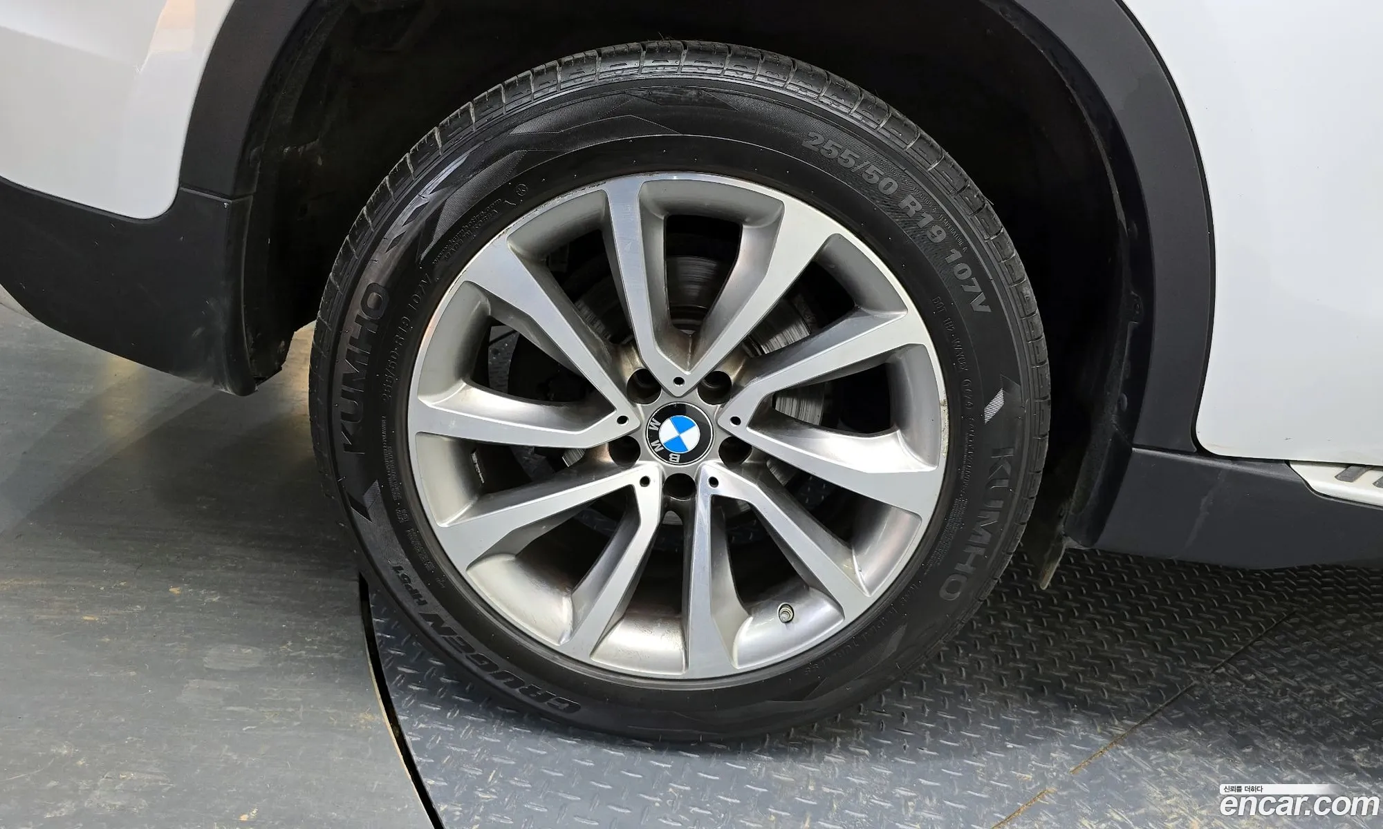 BMW X6 2018 WBAKV2102J0Z81449 — 17