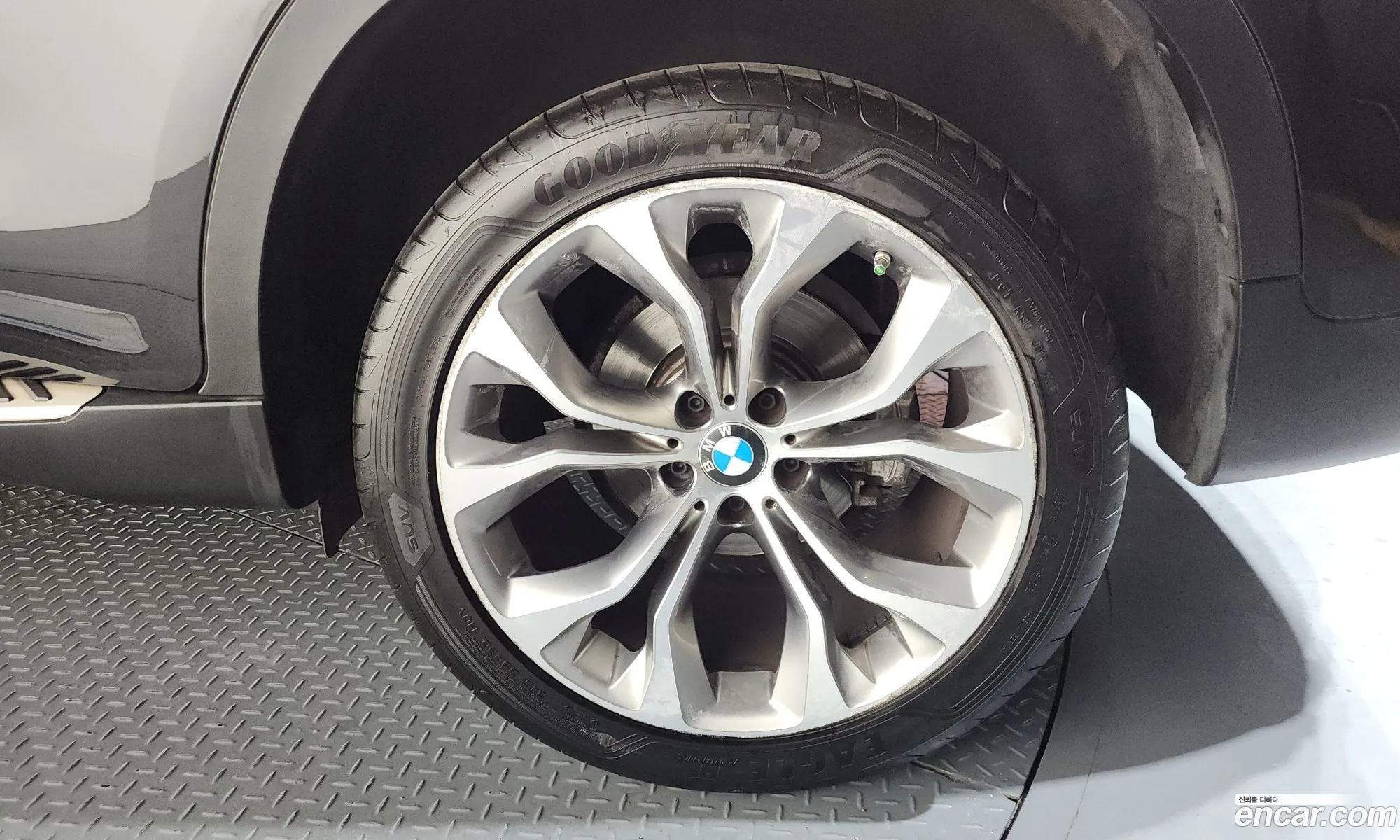 BMW X6 2018 WBAKV2100J0Y41240 — 11