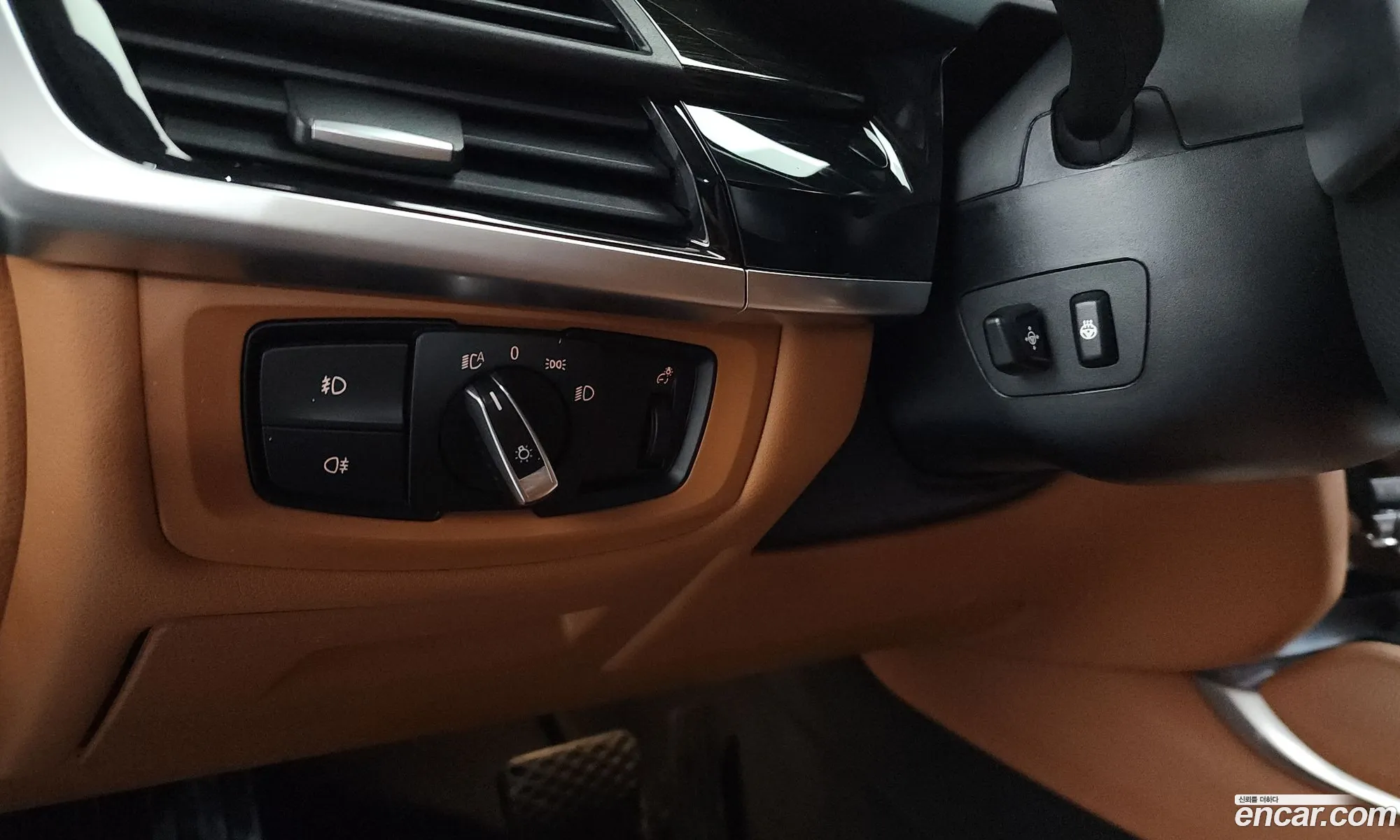 BMW X6 2018 WBAKV2100J0Y41240 — 33