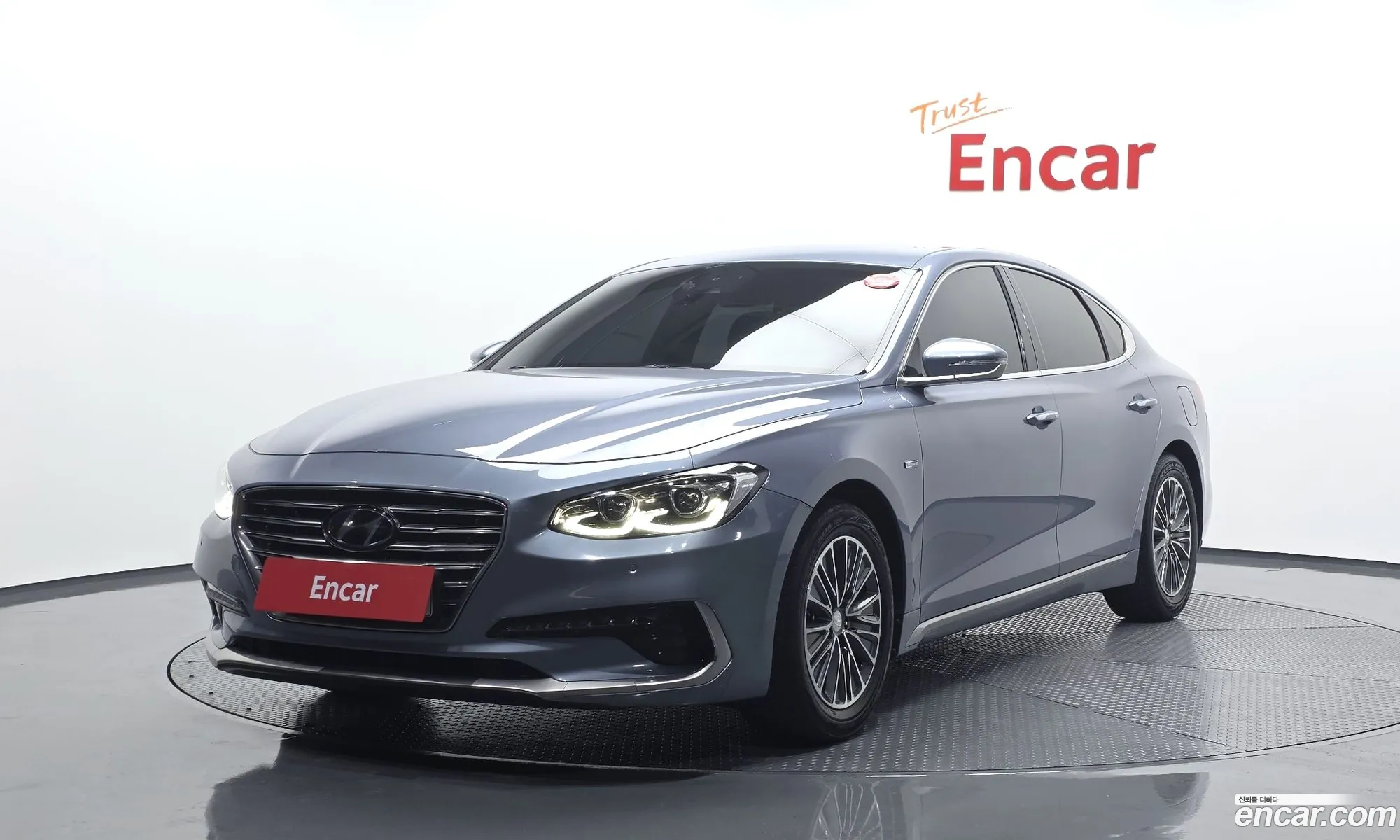 Hyundai Grandeur IG Hybrid 2017 — 4