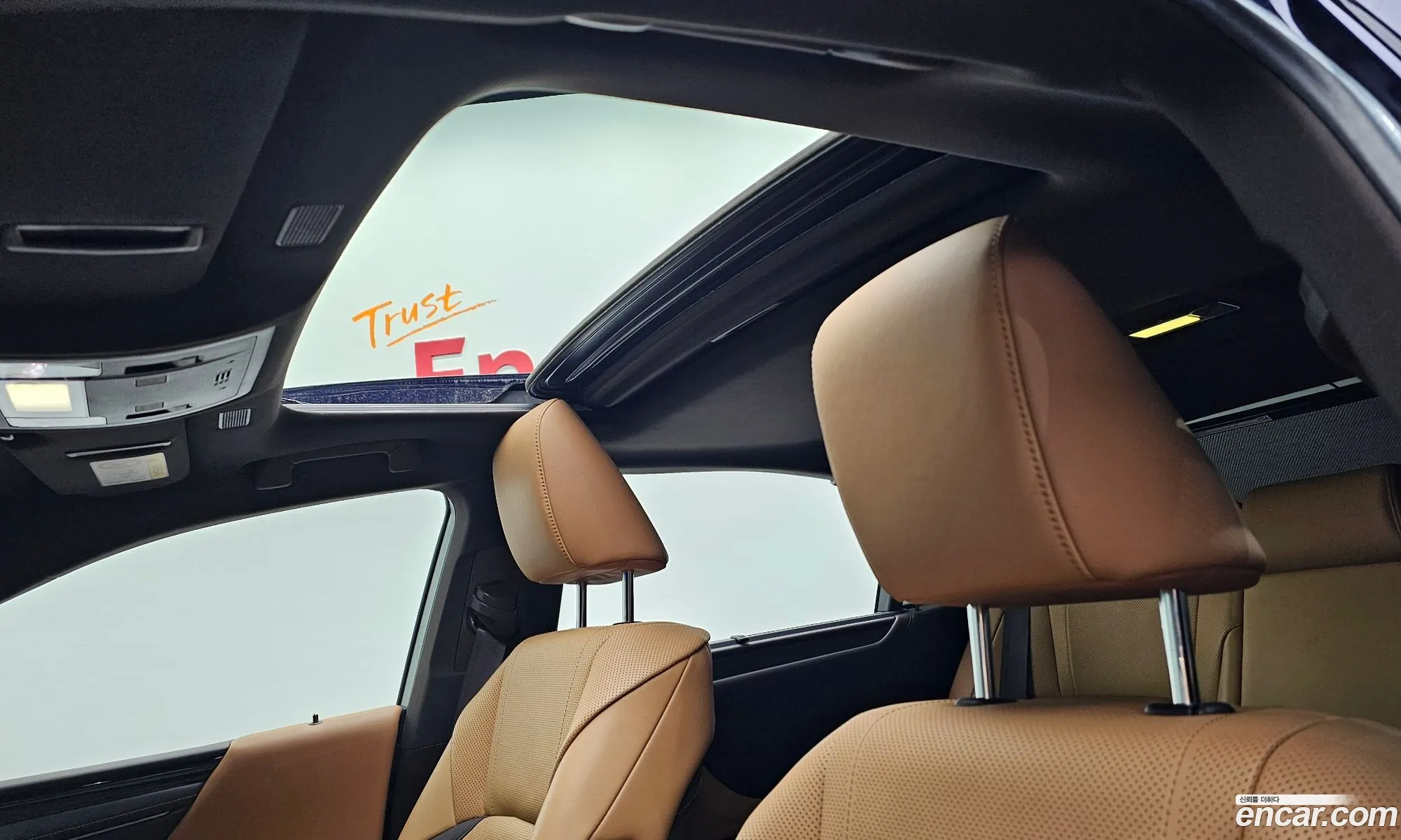 Lexus ES300h 7th Gen 2020 — 20