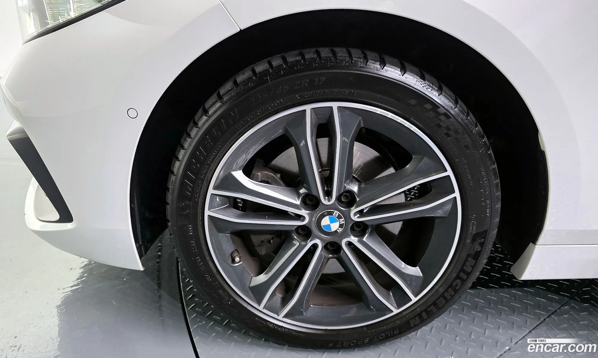 BMW 1 Series 2021 — 10