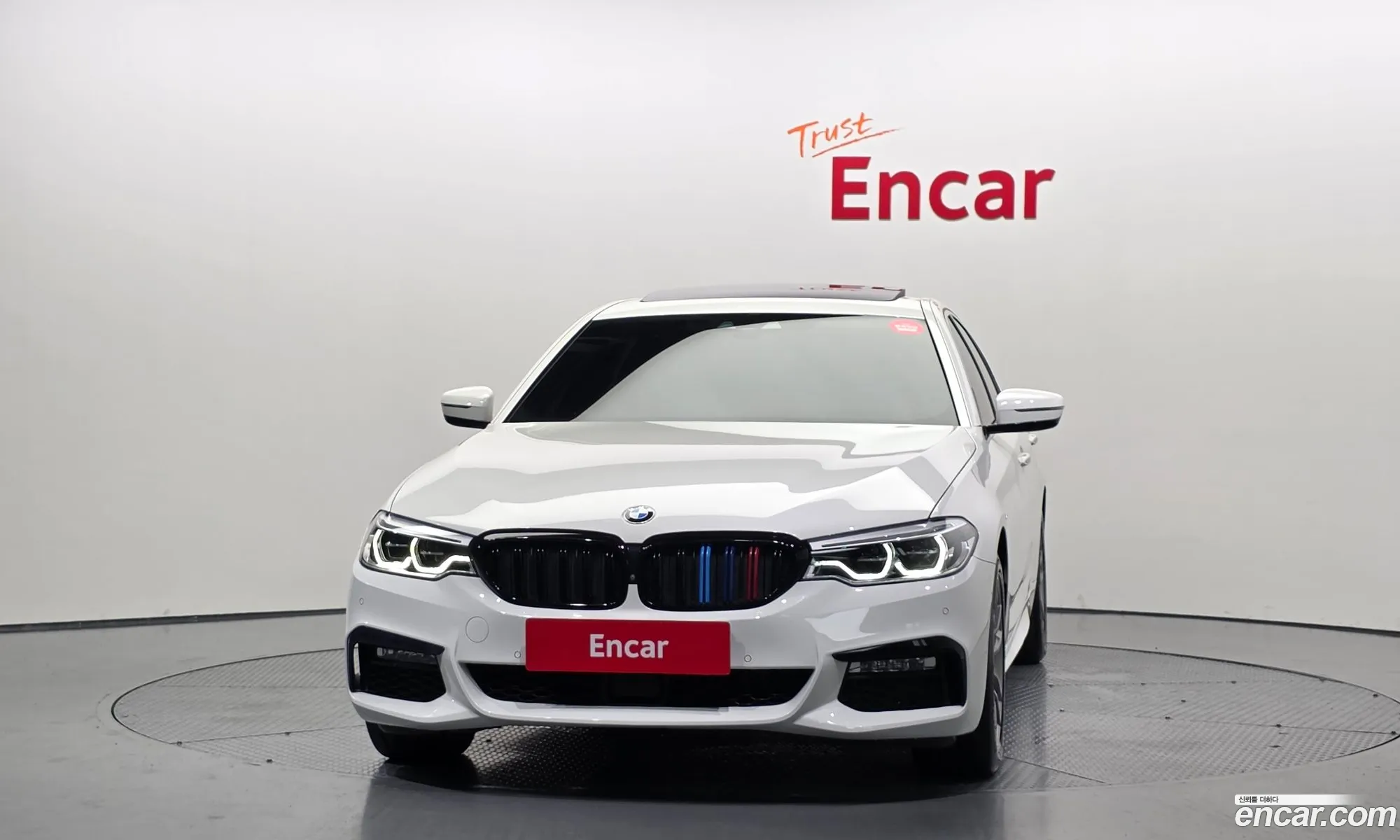 BMW 5 Series 2018 WBAJD9101JB277089 — 4