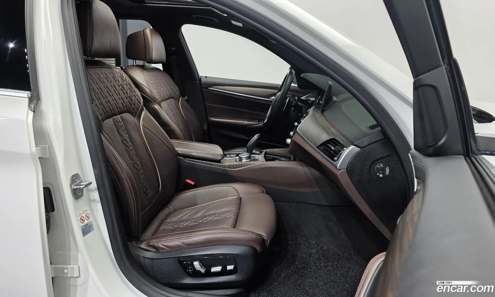 BMW 5 Series 2018 WBAJD9101JB277089 — 2