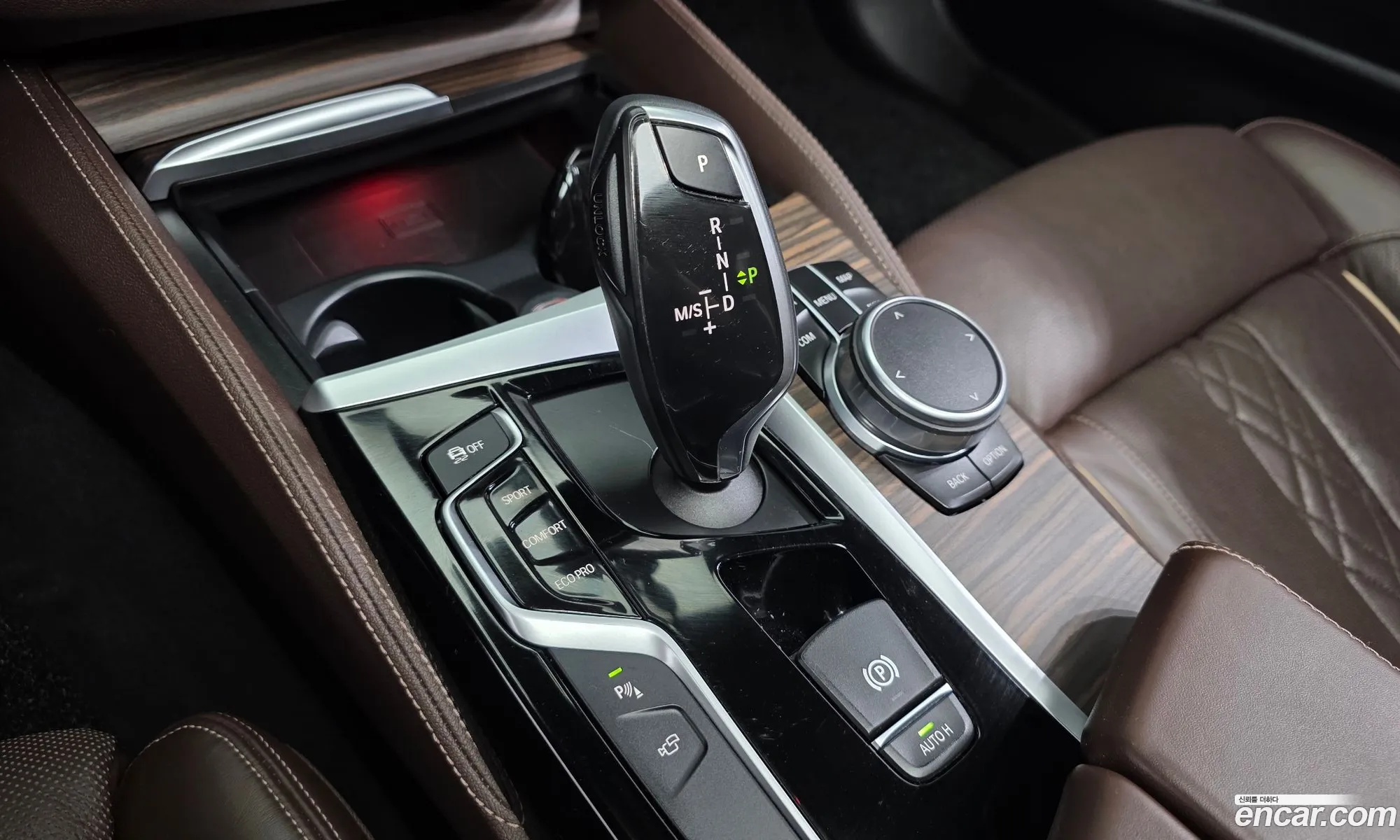 BMW 5 Series 2018 WBAJD9101JB277089 — 6