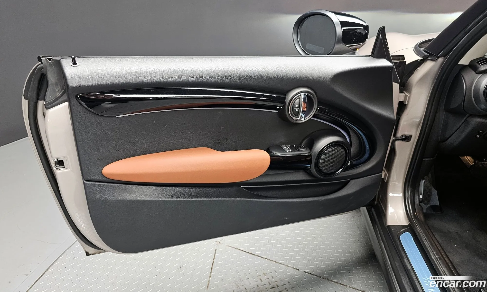 Mini Cooper S 2024 — 24