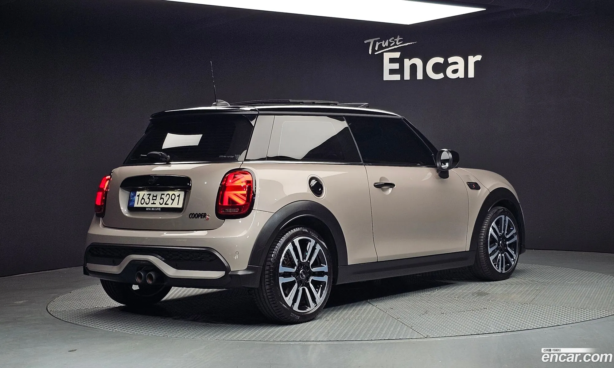 Mini Cooper S 2024 — 22