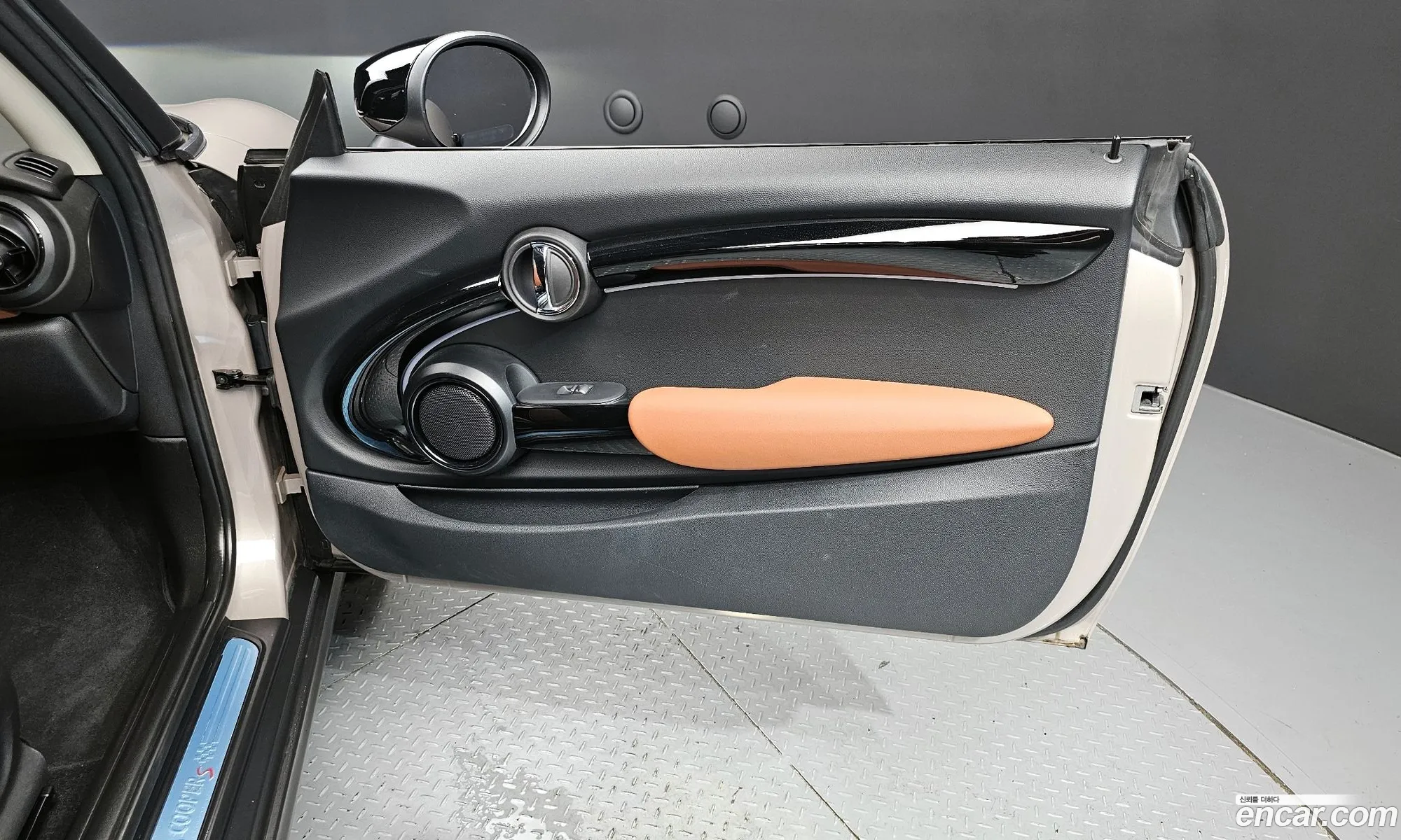 Mini Cooper S 2024 — 8