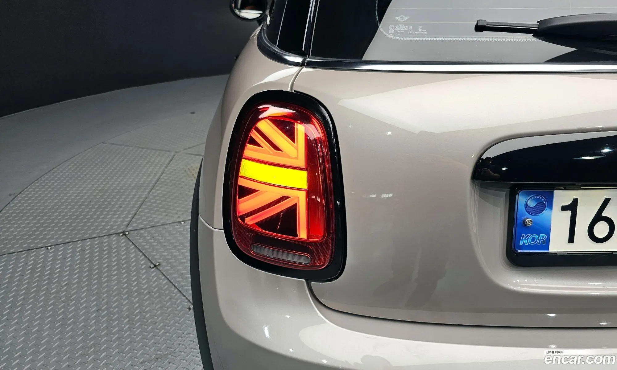 Mini Cooper S 2024 — 17