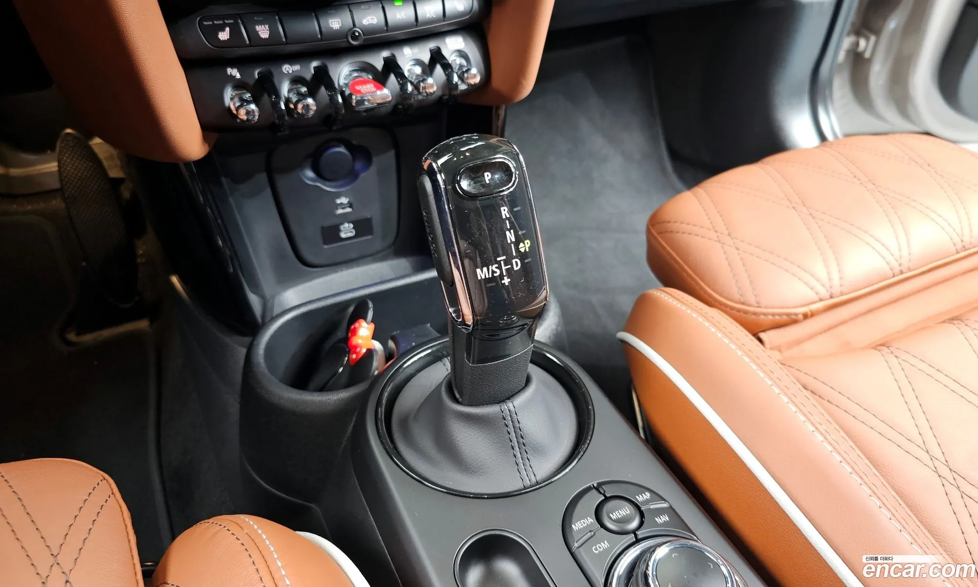 Mini Cooper S 2024 — 5