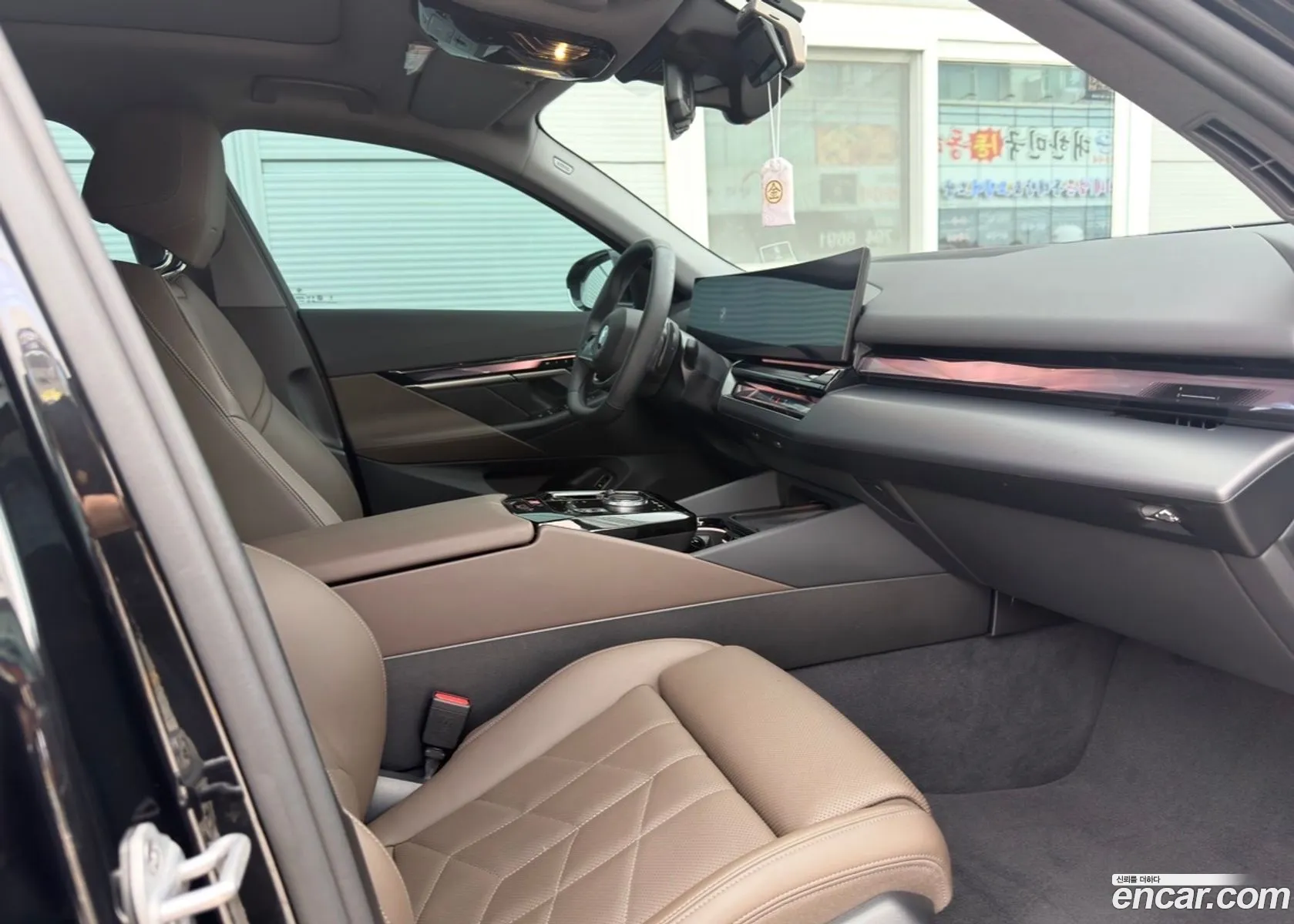 BMW 5 Series 2025 — 3