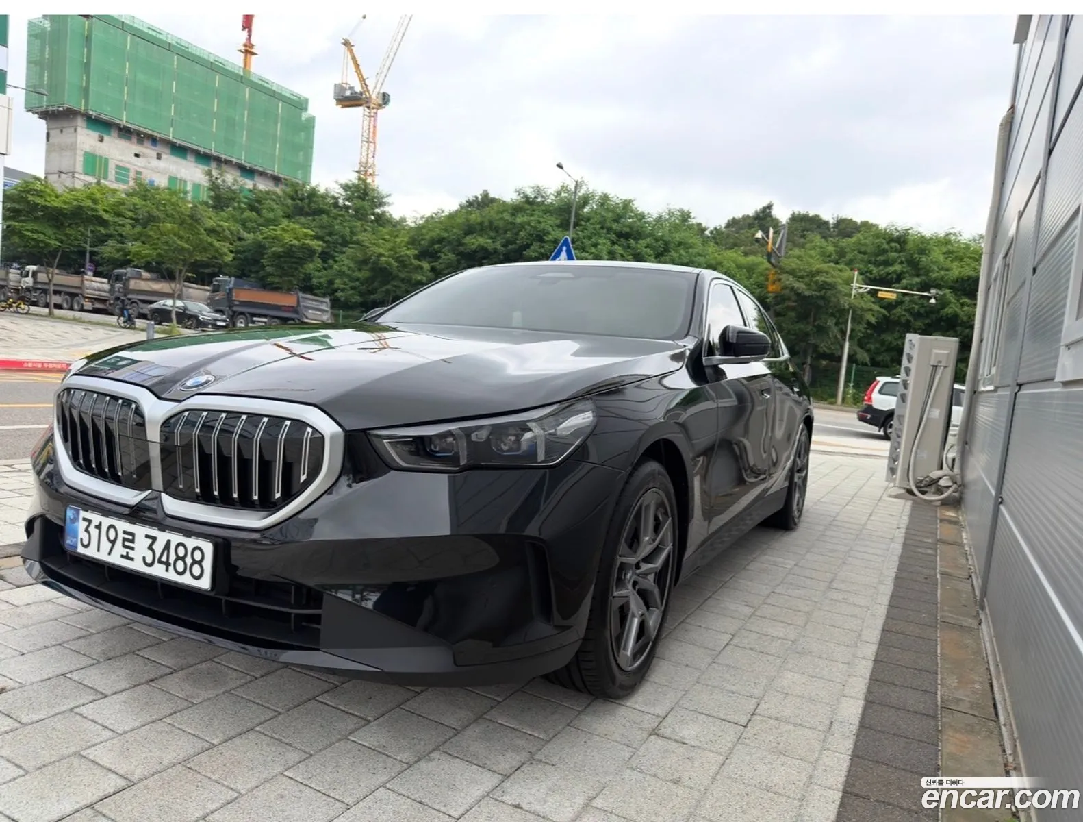 BMW 5 Series 2025 — 4