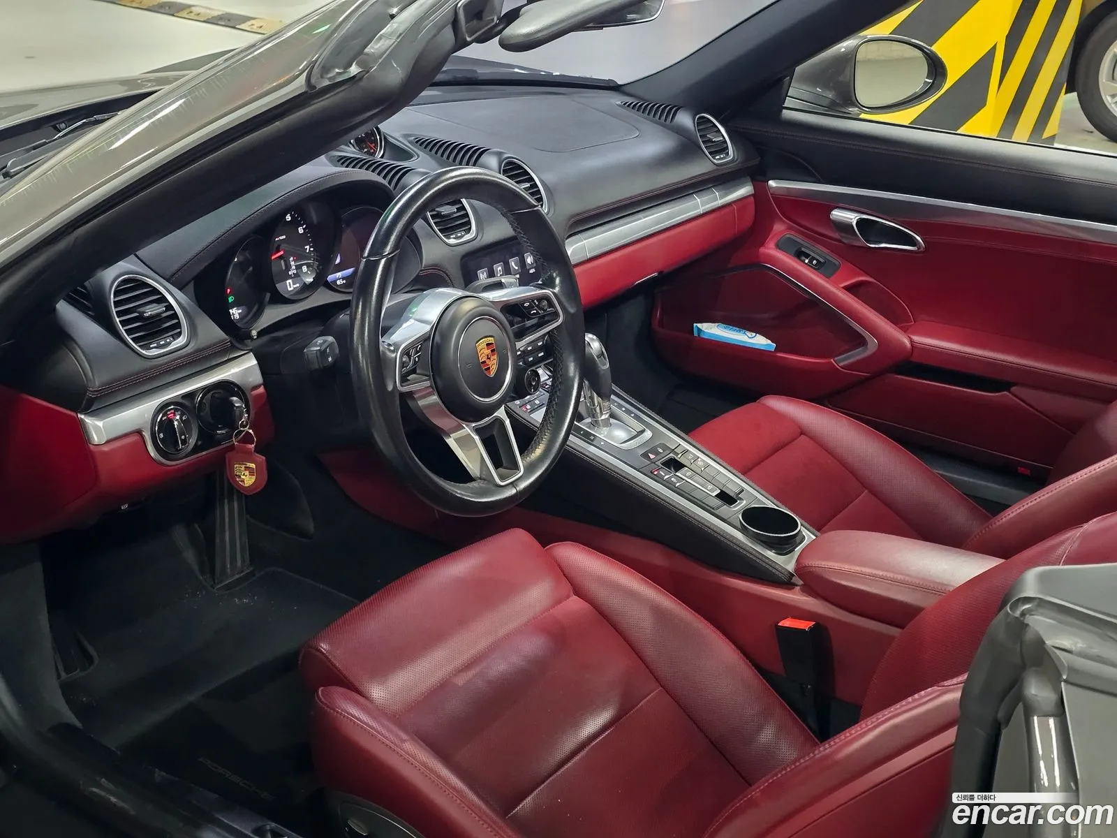 Porsche 718 Boxster 2018 — 17
