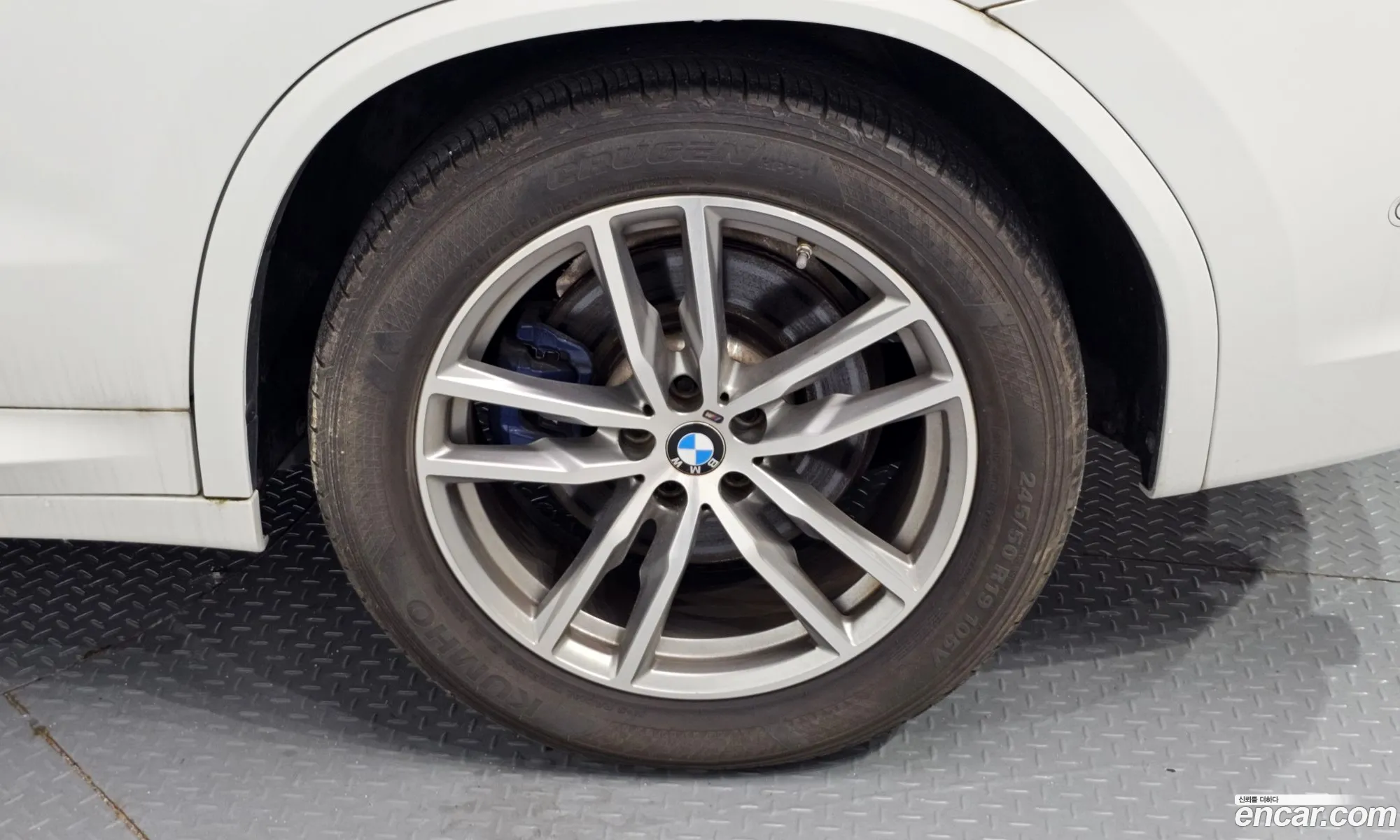 BMW X3 2018 WBATX3108JLB94740 — 2