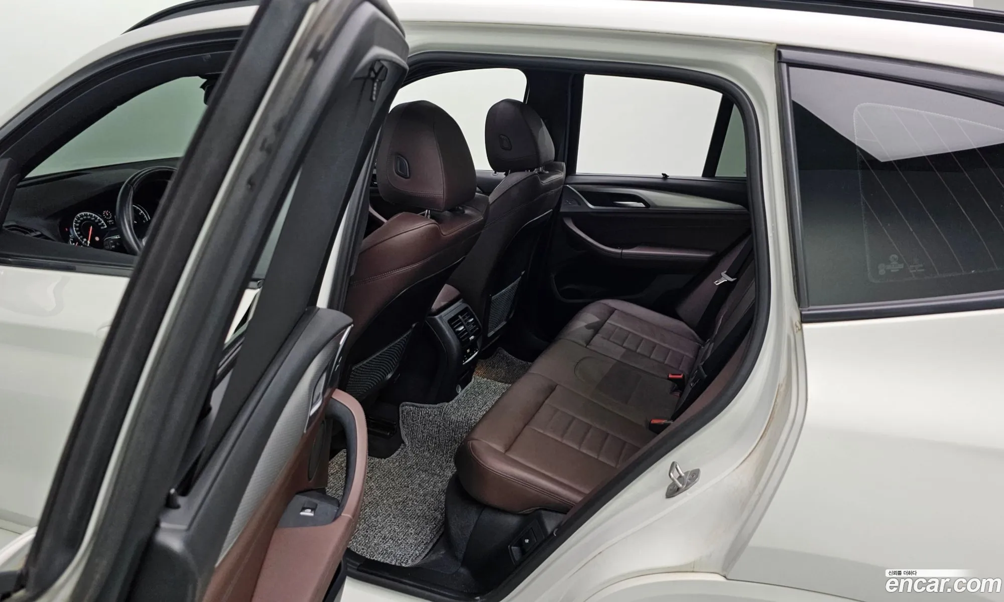 BMW X3 2018 WBATX3108JLB94740 — 19