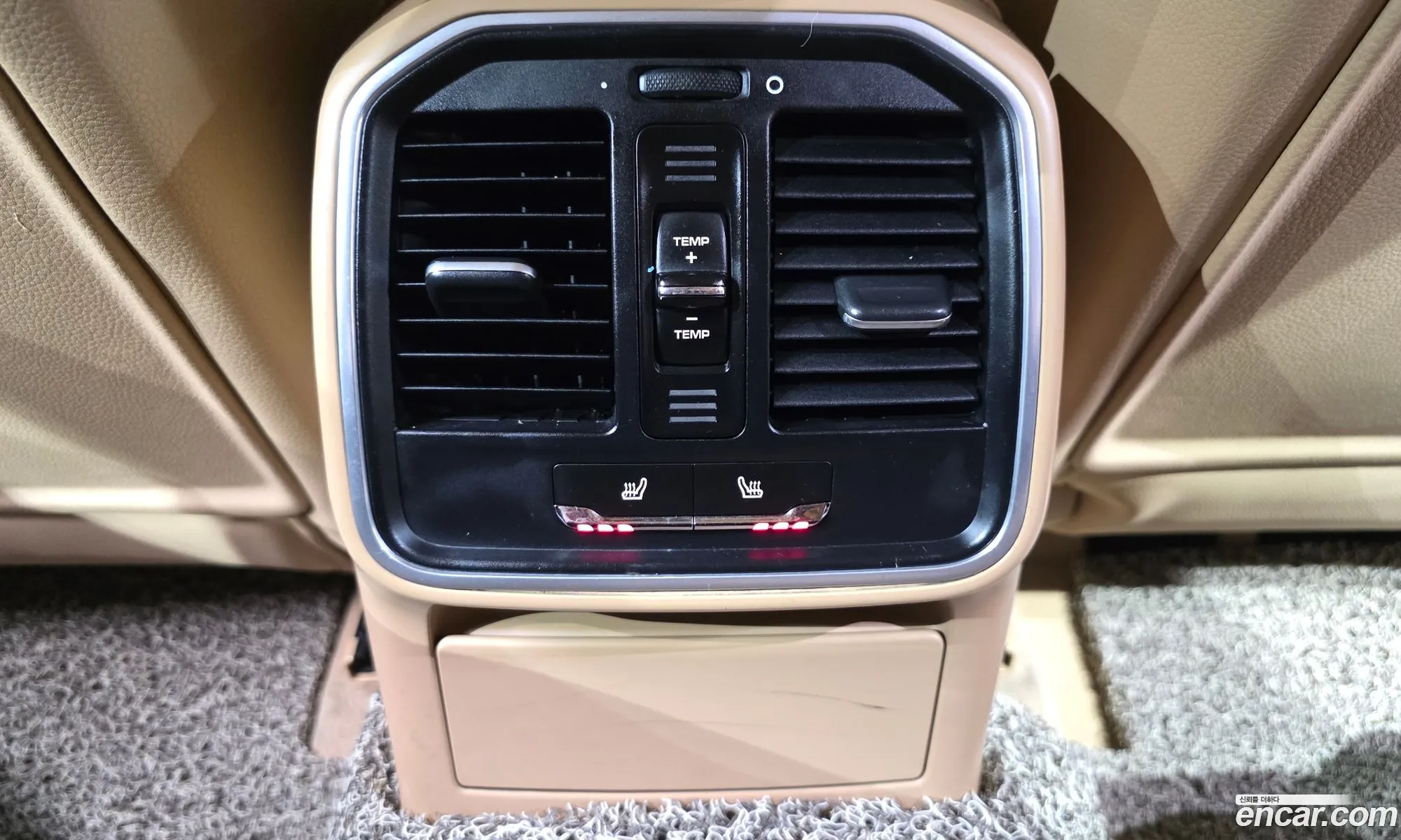 Porsche Macan 2015 WP1AD2952FLB82230 — 2
