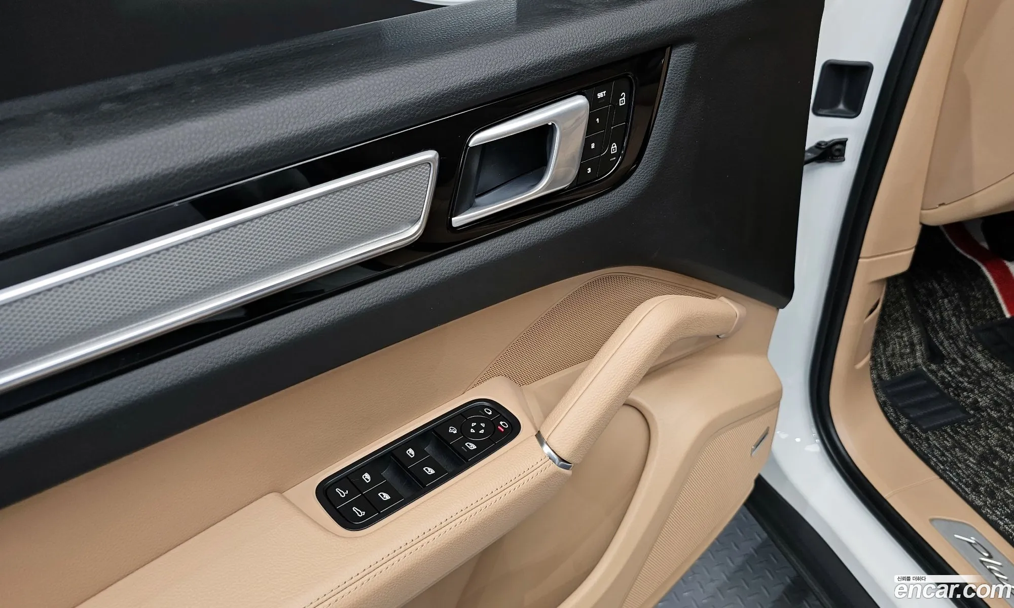 Porsche Cayenne 2022 — 25