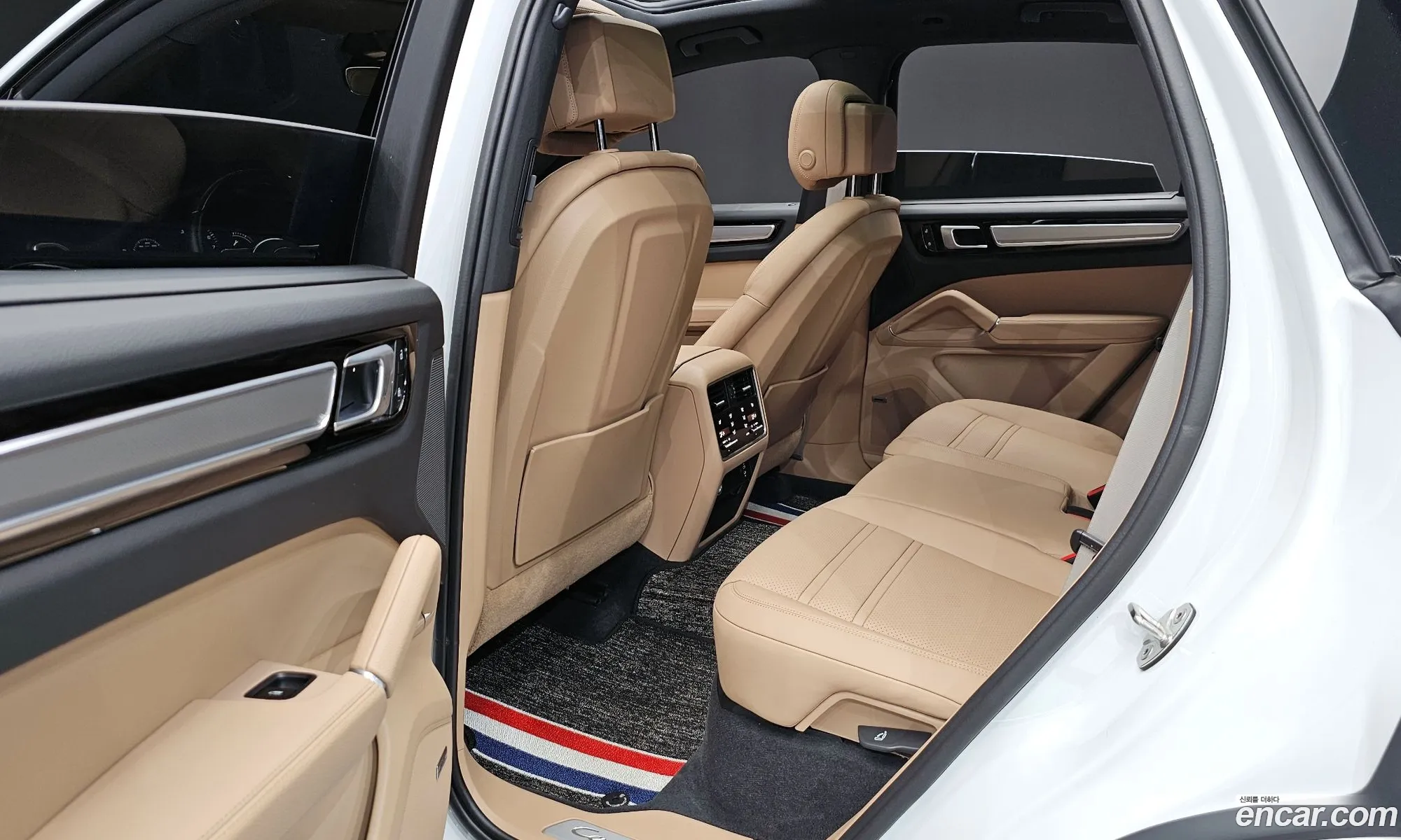 Porsche Cayenne 2022 — 24