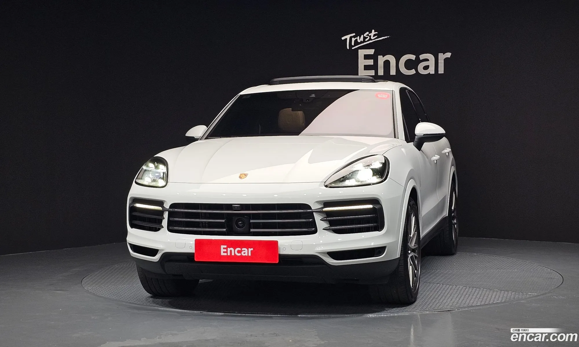 Porsche Cayenne 2022 — 23
