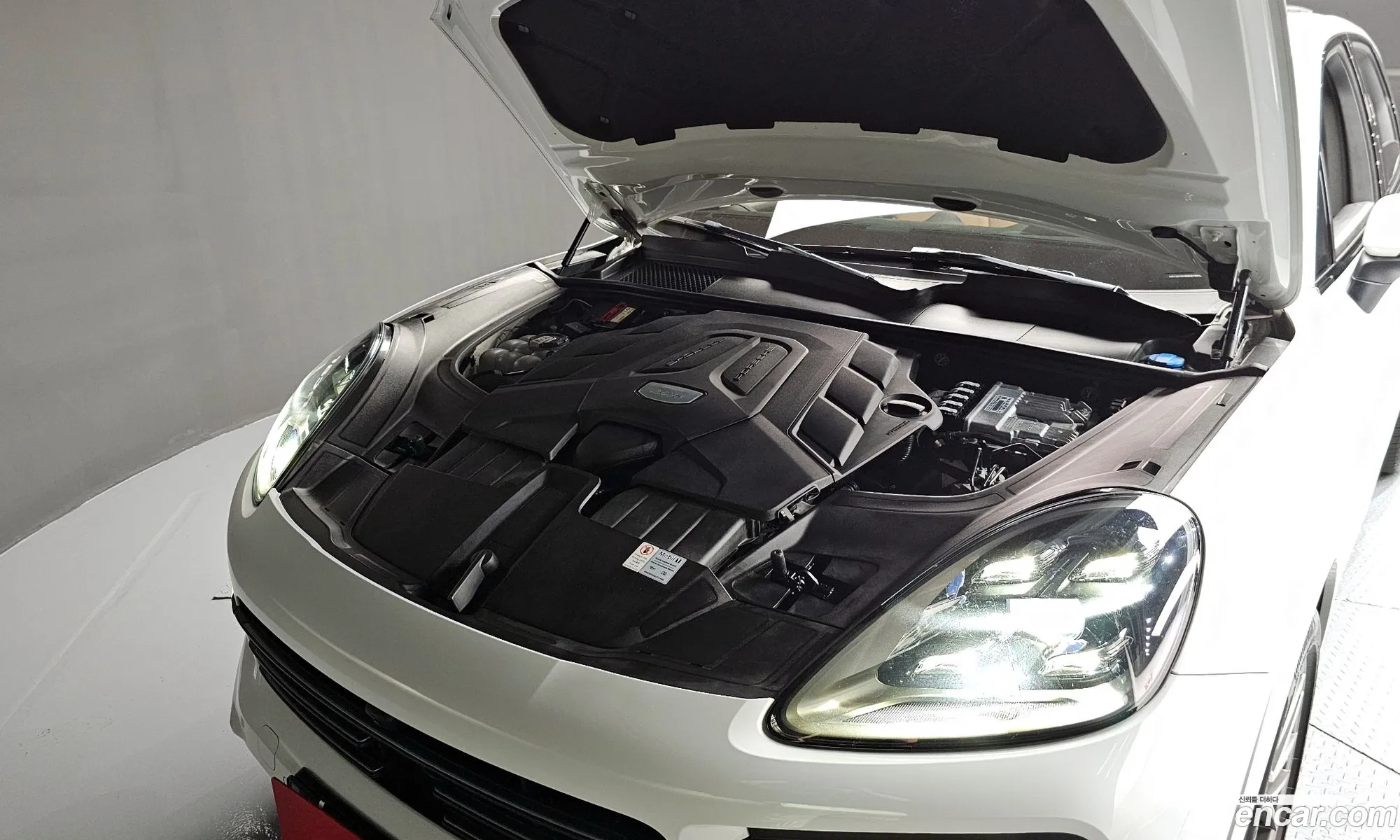 Porsche Cayenne 2022 — 12