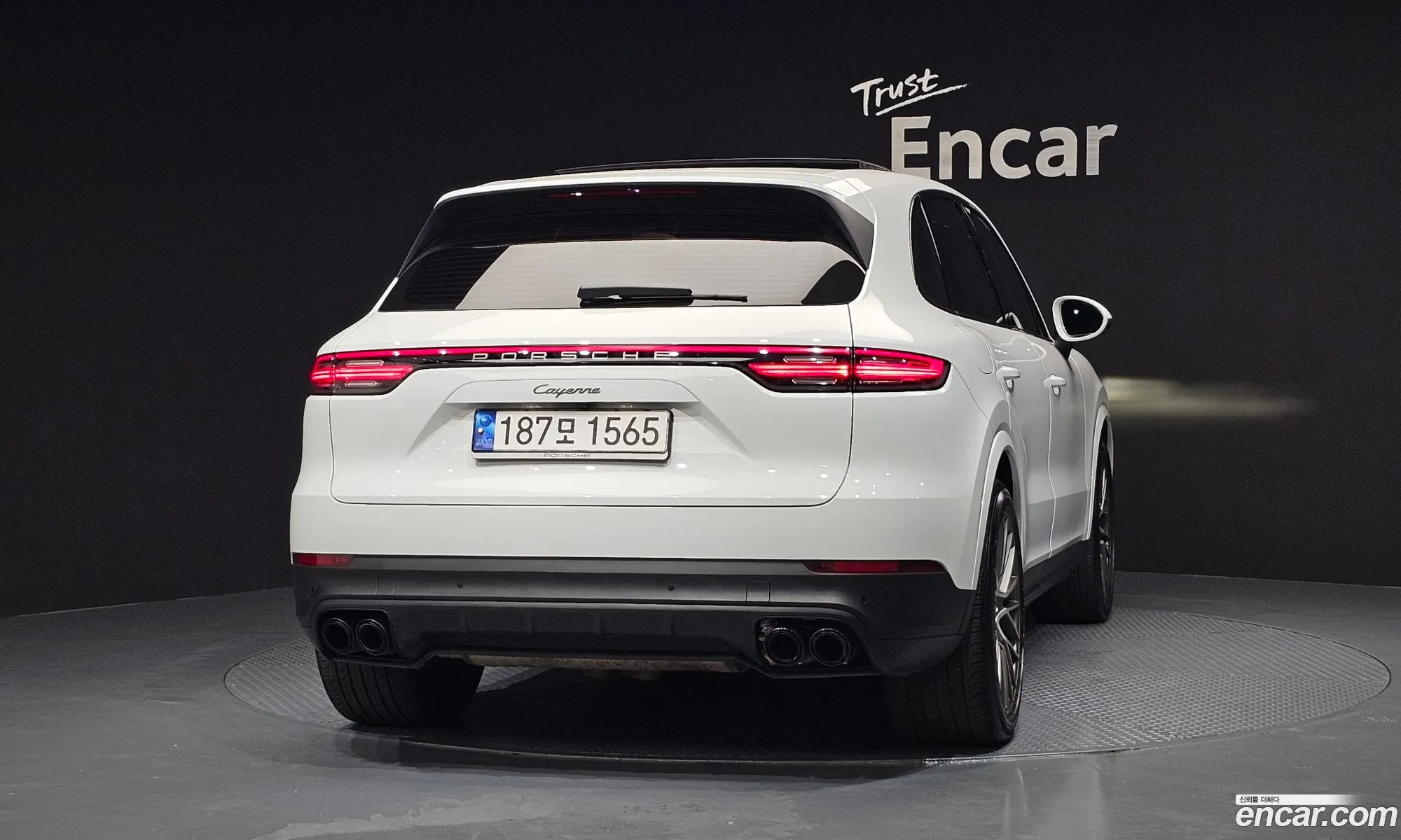 Porsche Cayenne 2022 — 20