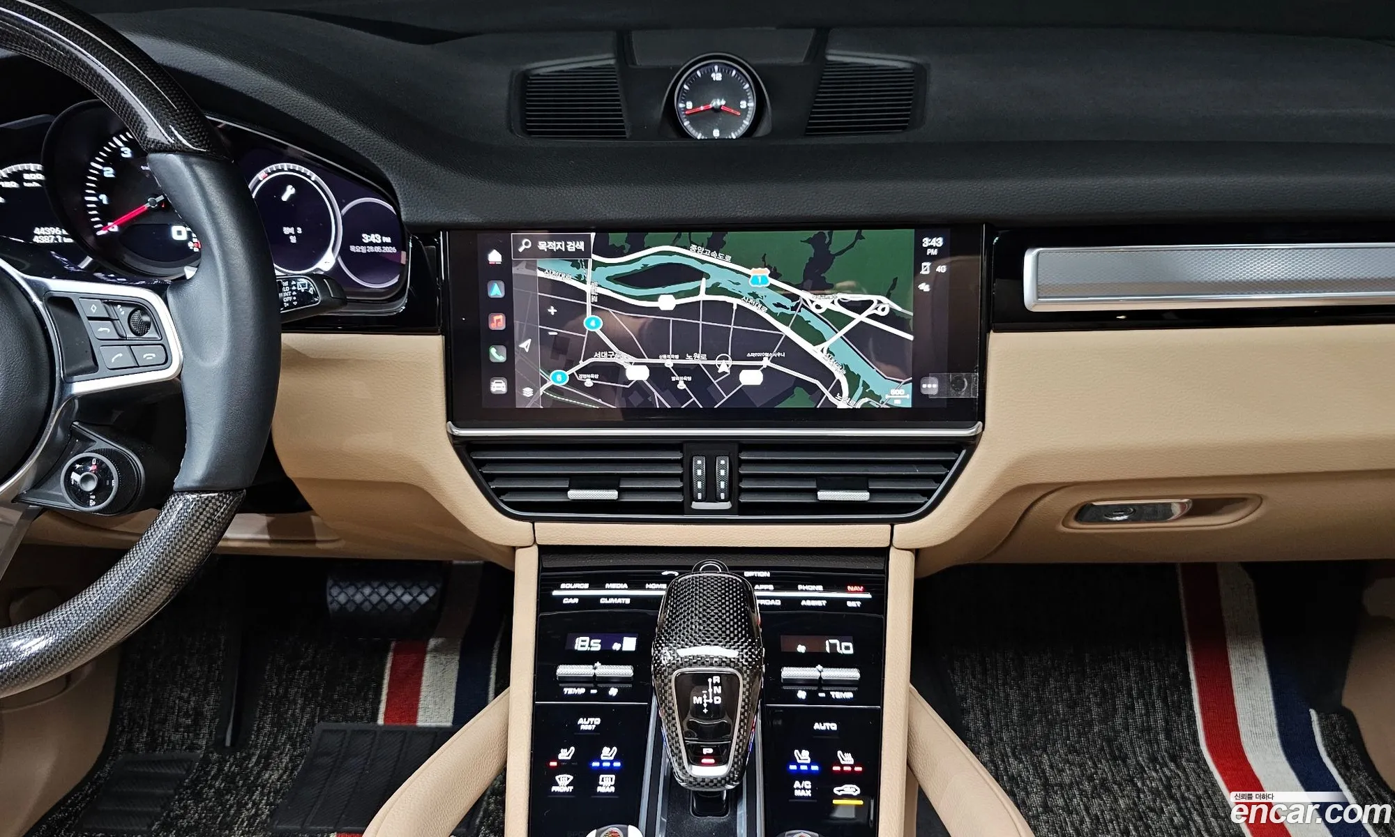 Porsche Cayenne 2022 — 28