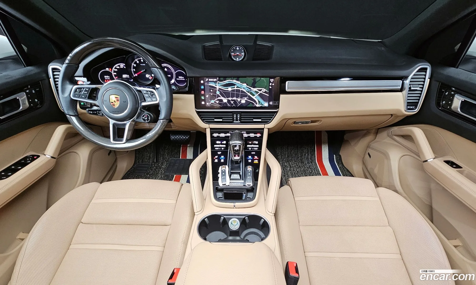 Porsche Cayenne 2022 — 18