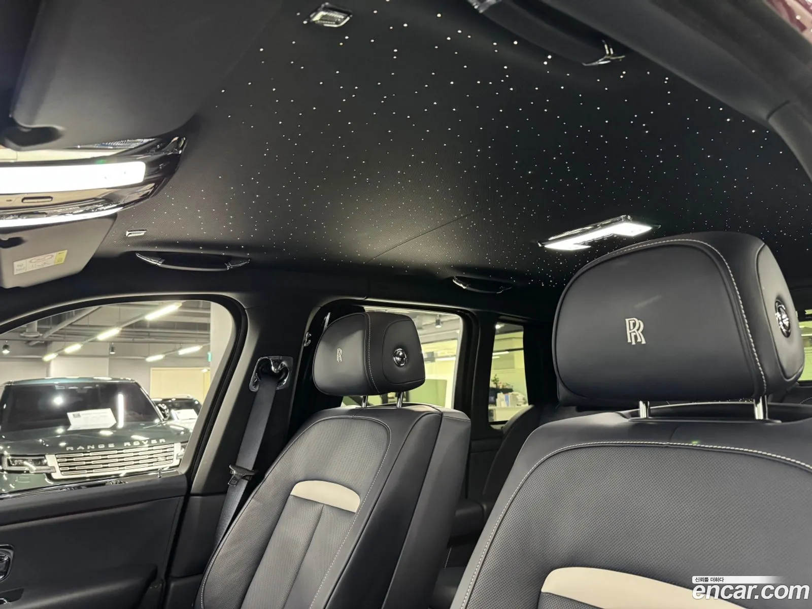 Rolls-Royce Cullinan 2025 — 16
