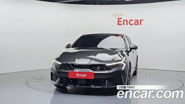Kia K5 Hybrid 2024 — 2