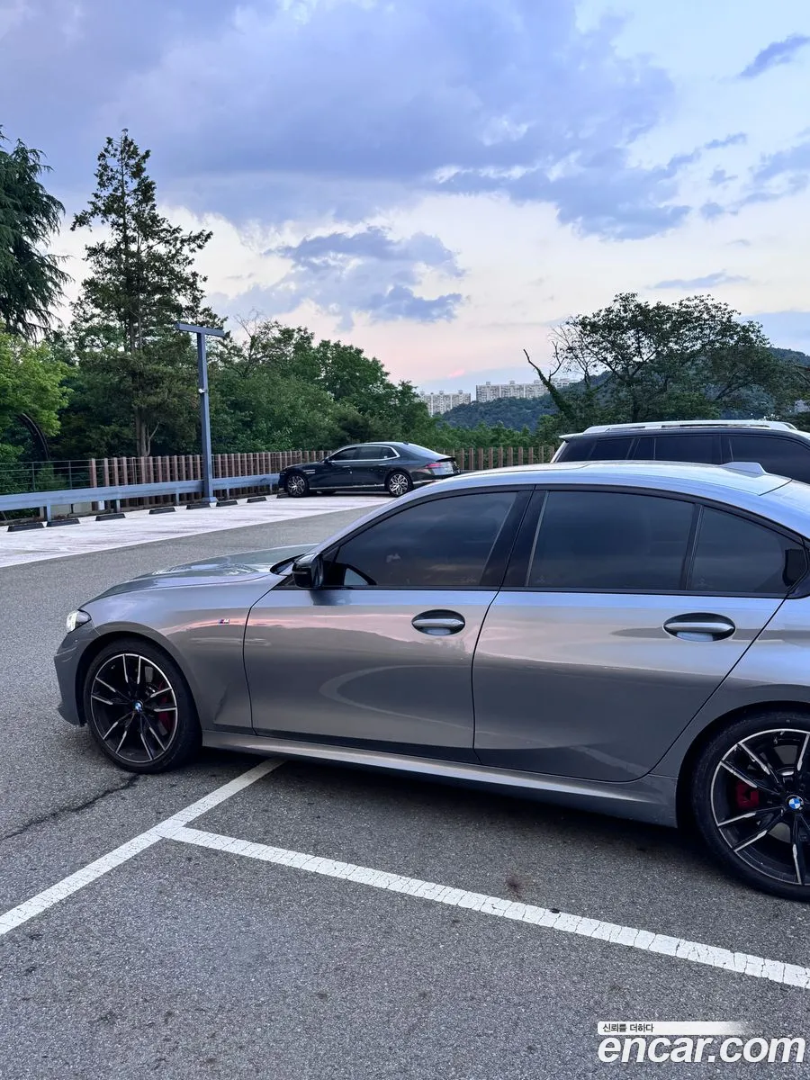 BMW 3 Series 2025 — 13