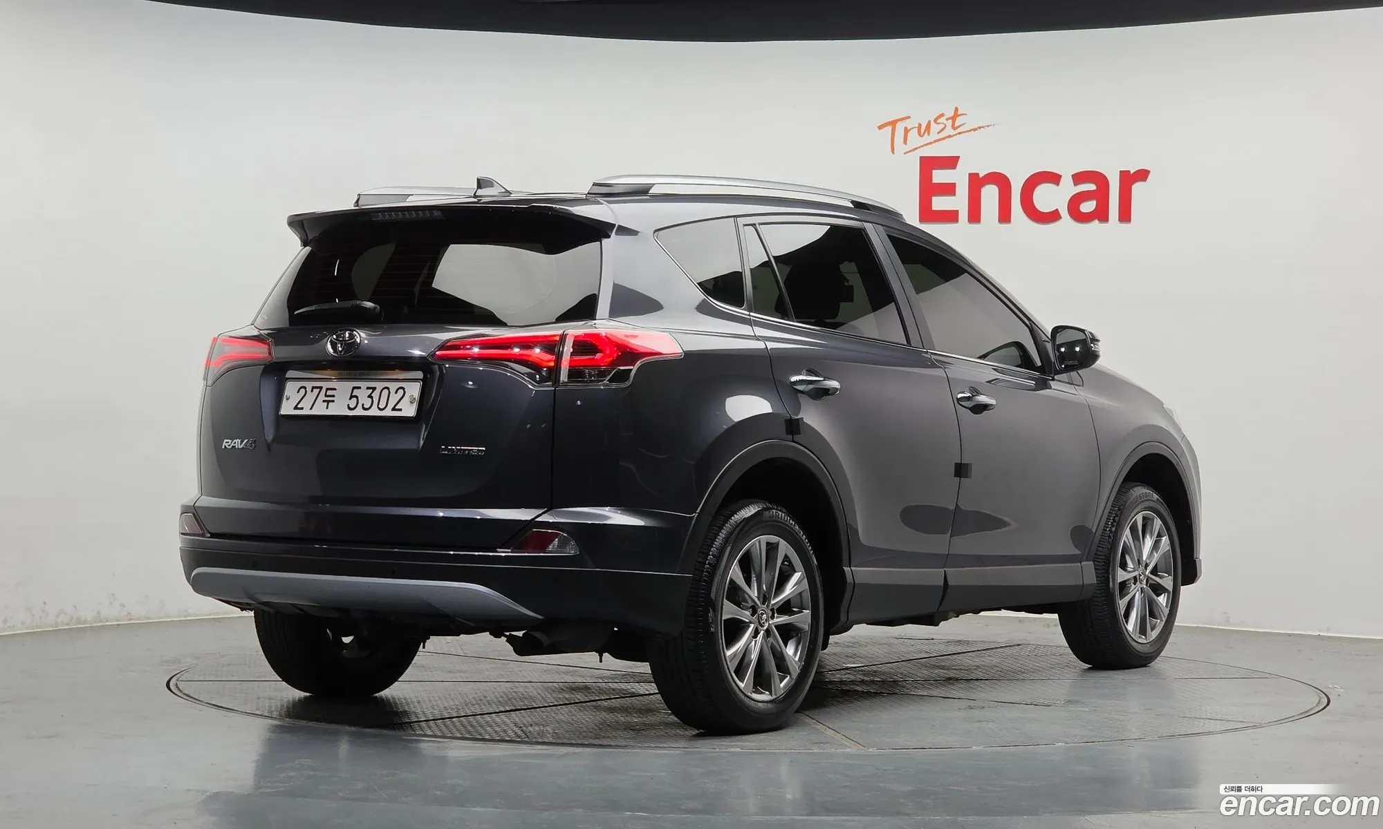 Toyota RAV4 2018 — 2