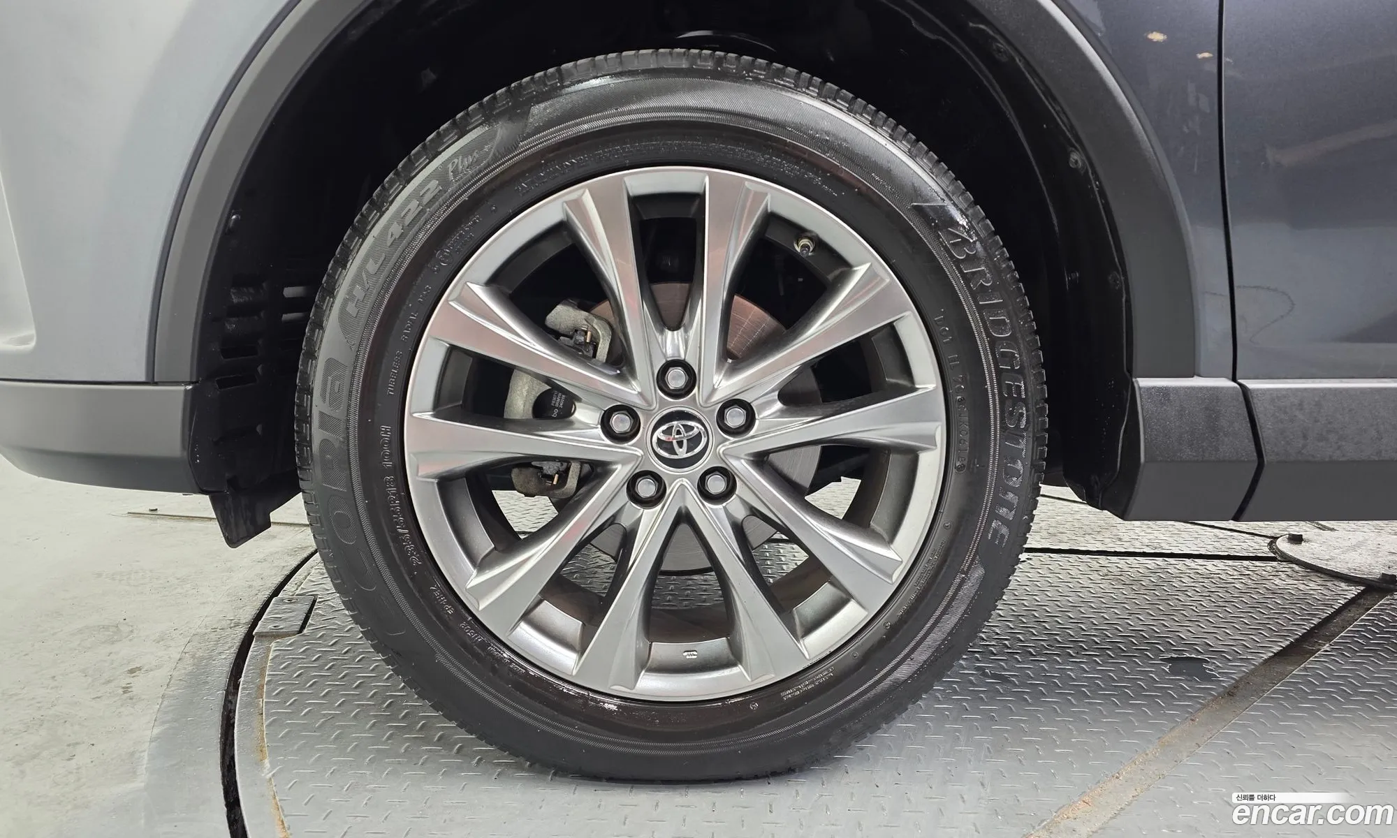 Toyota RAV4 2018 — 6