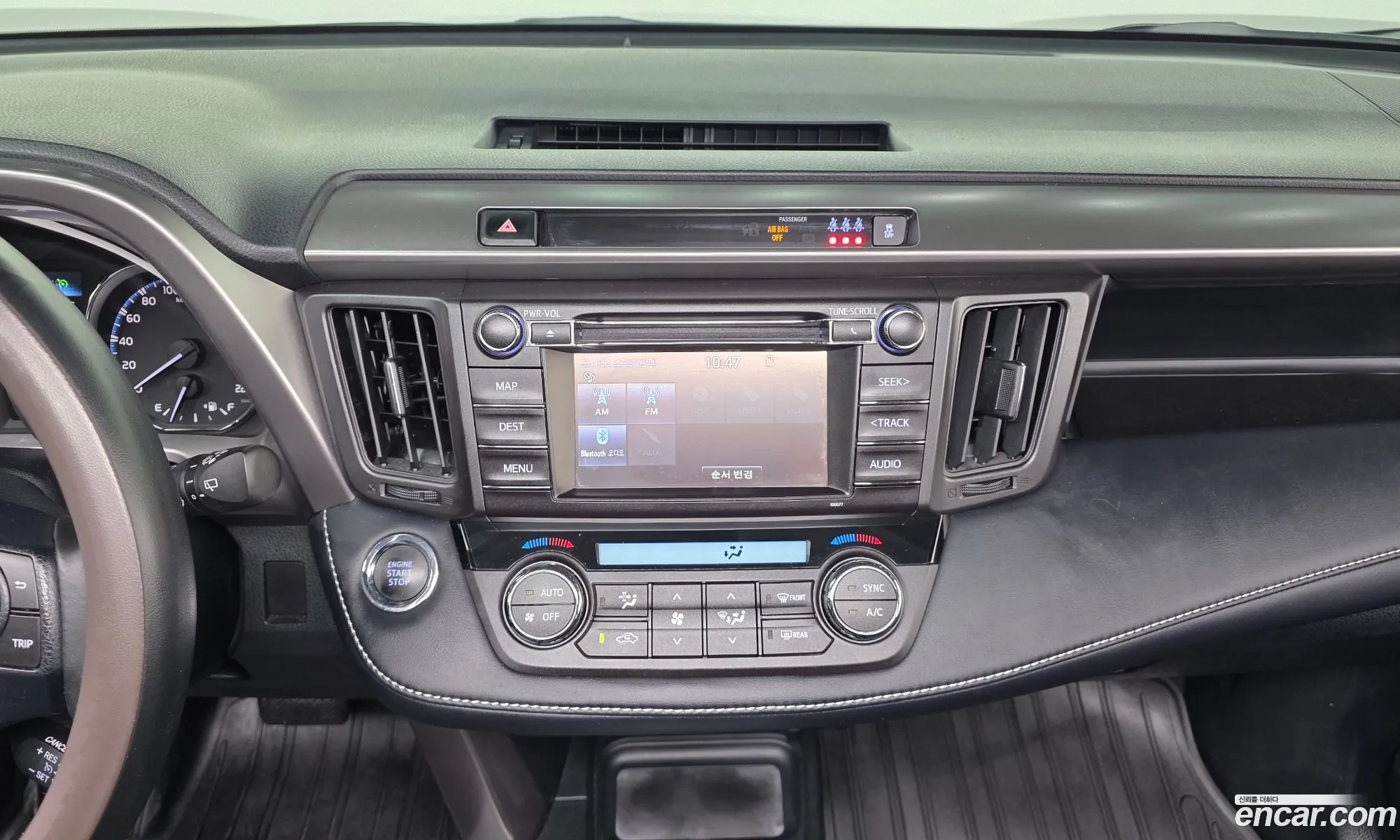 Toyota RAV4 2018 — 13