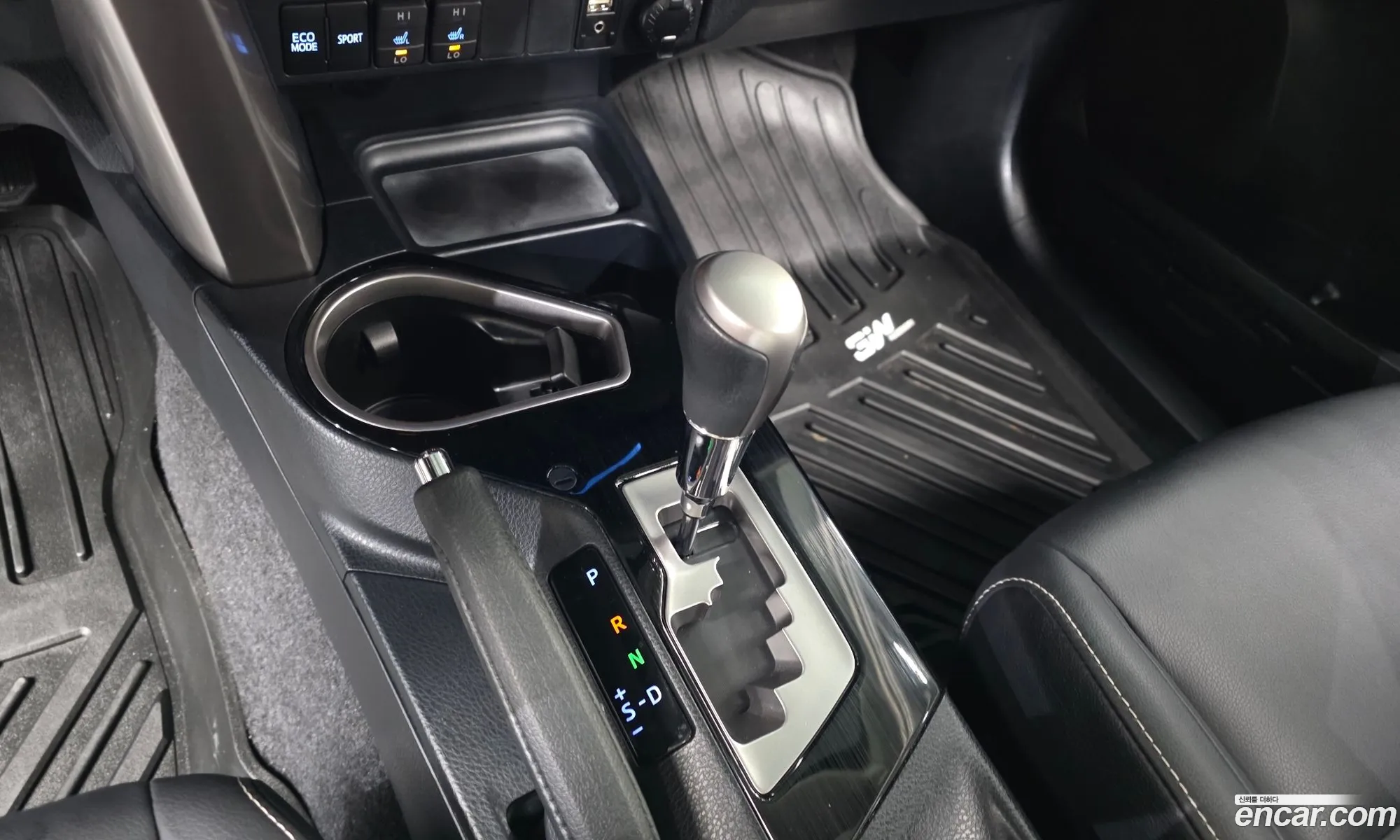 Toyota RAV4 2018 — 14