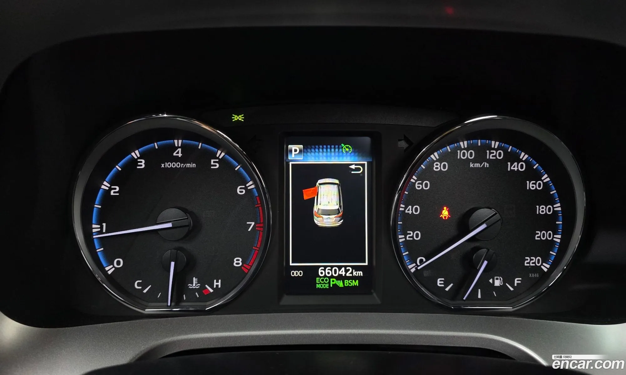 Toyota RAV4 2018 — 19