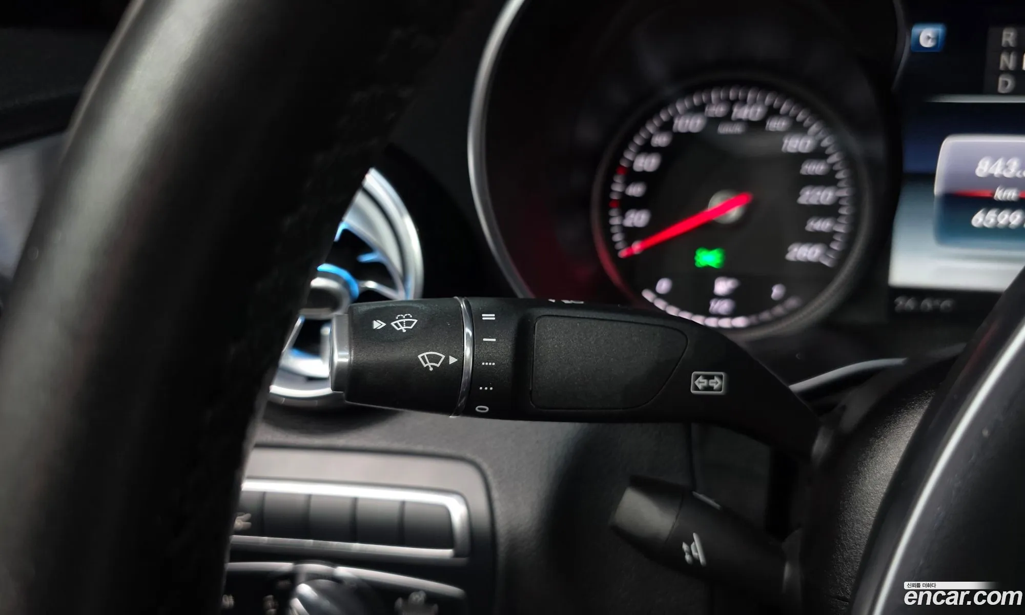 Mercedes-Benz C-Class W205 2018 — 26