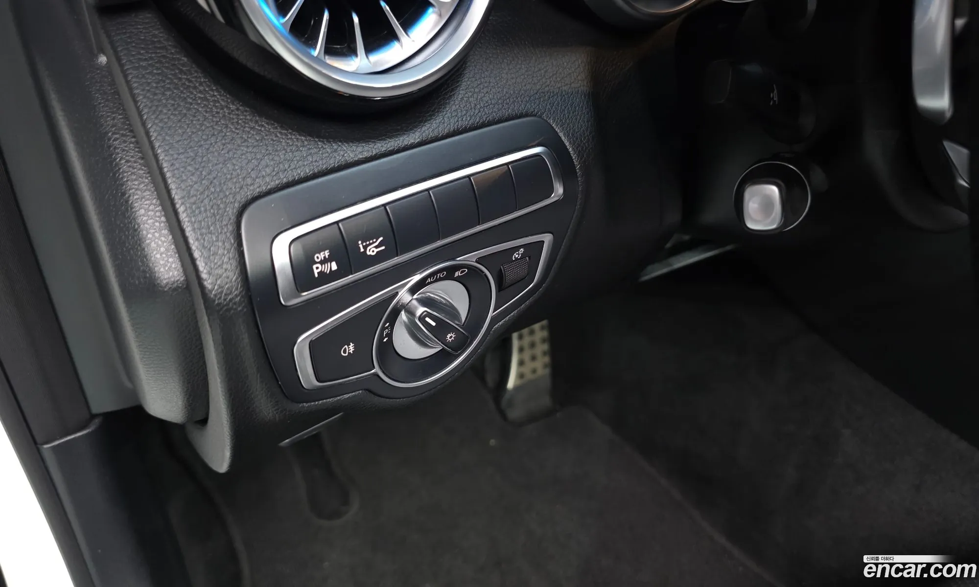 Mercedes-Benz C-Class W205 2018 — 5