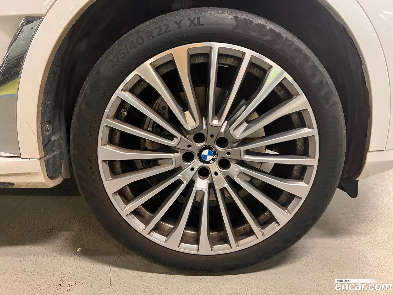 BMW X7 2023 — 13